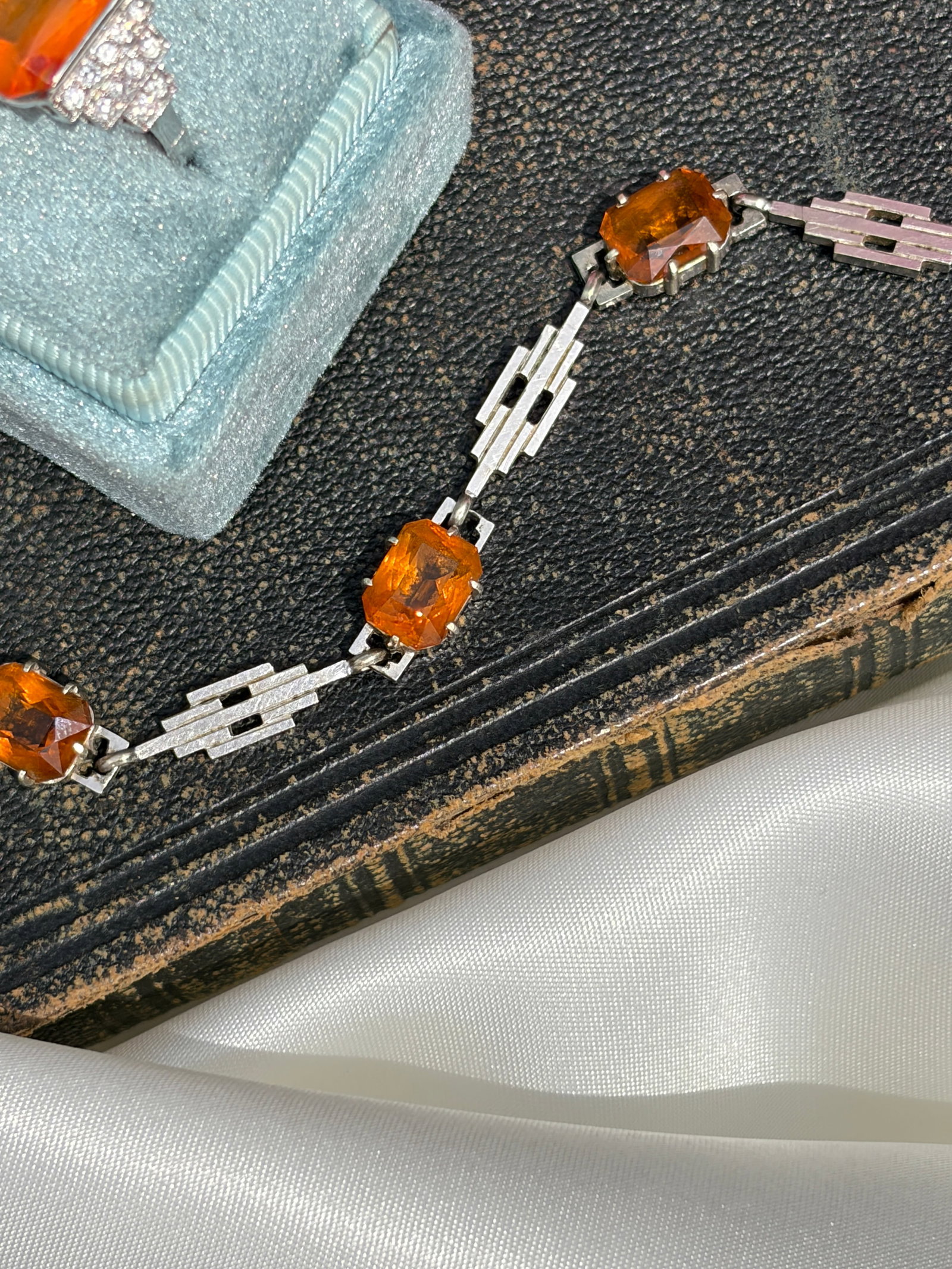 ART DECO ERA 9CT WHITE GOLD AND CITRINE BRACELET - 10