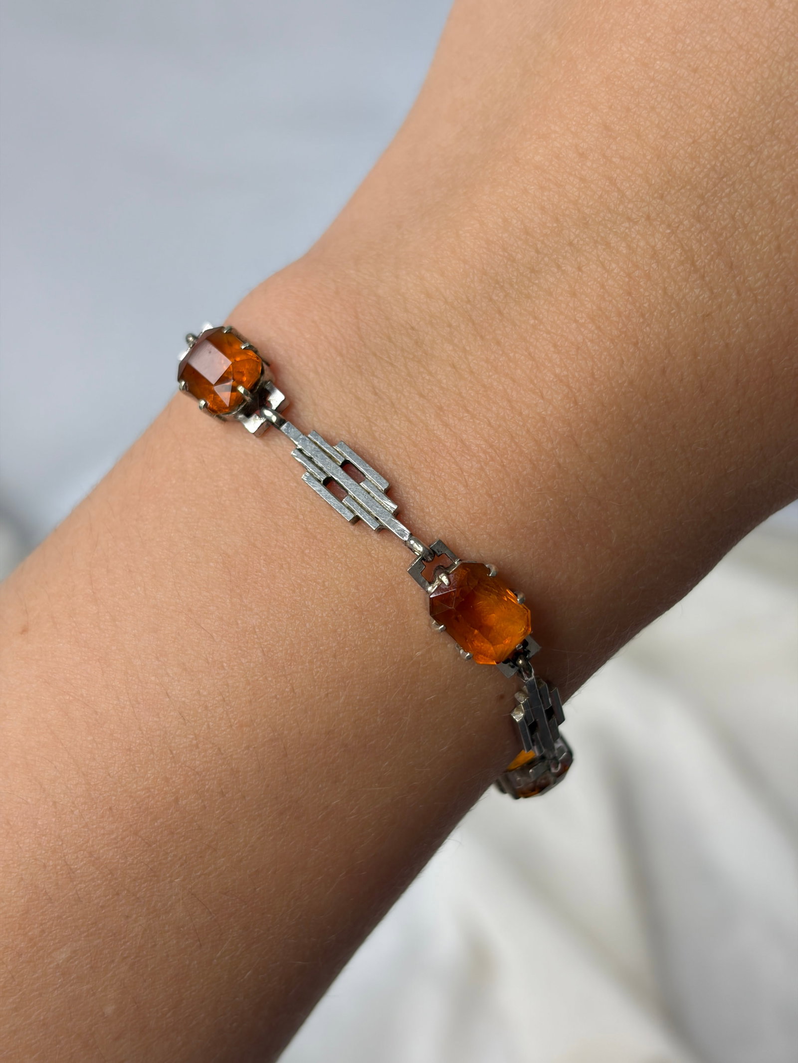 ART DECO ERA 9CT WHITE GOLD AND CITRINE BRACELET - 8