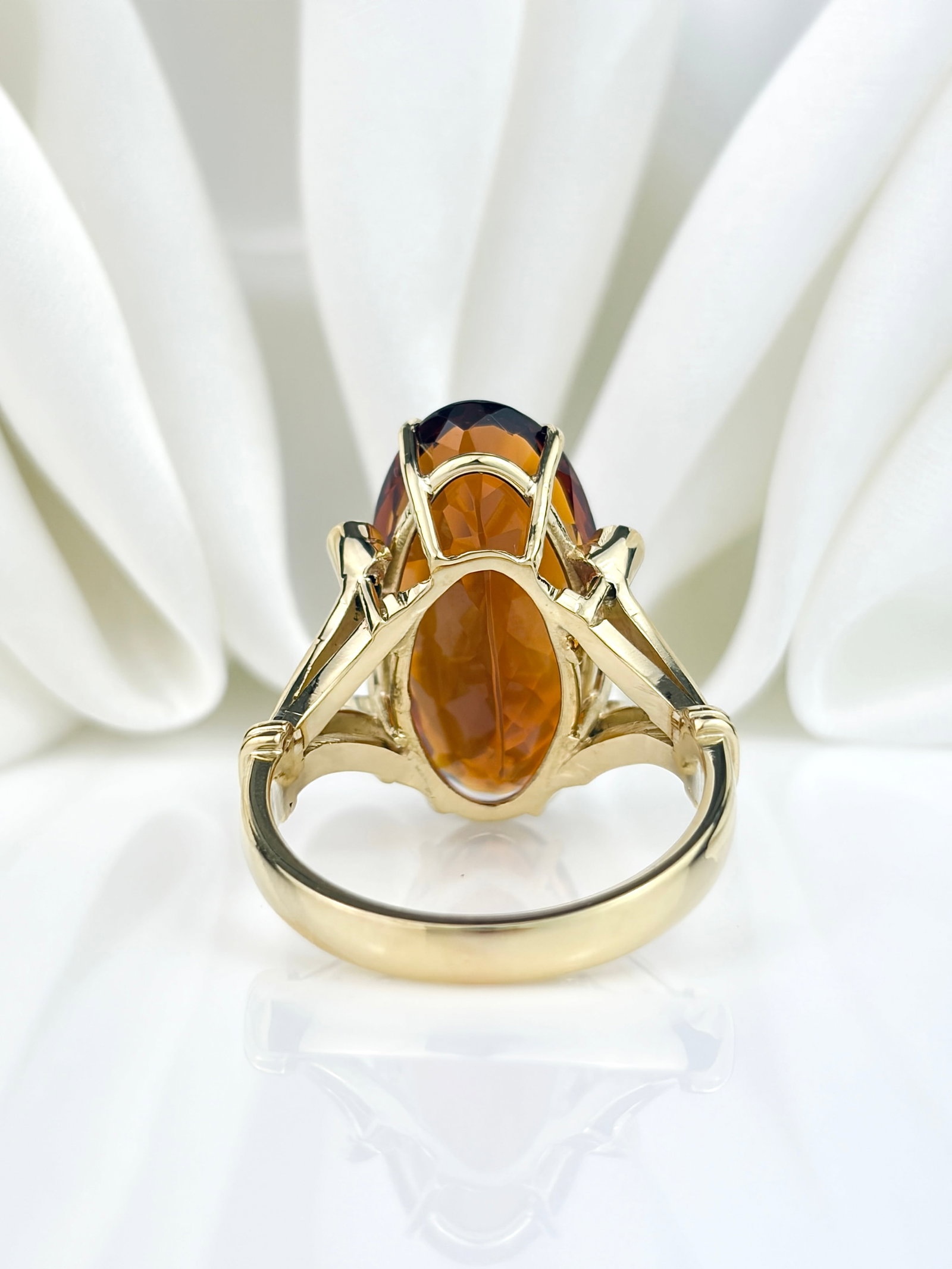 CHUNKY CITRINE AND DIAMOND COCKTAIL RING IN GOLD - 3