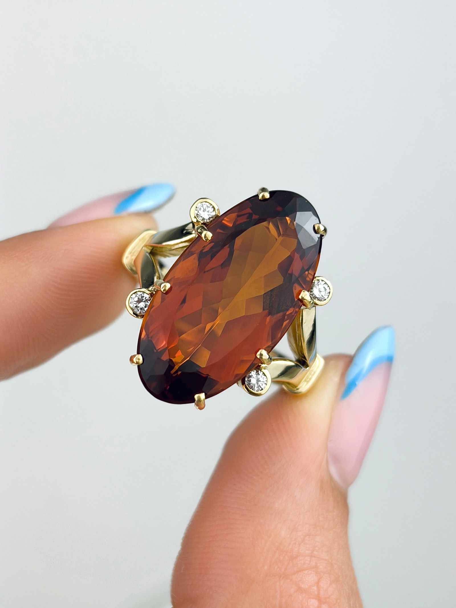 CHUNKY CITRINE AND DIAMOND COCKTAIL RING IN GOLD - 5