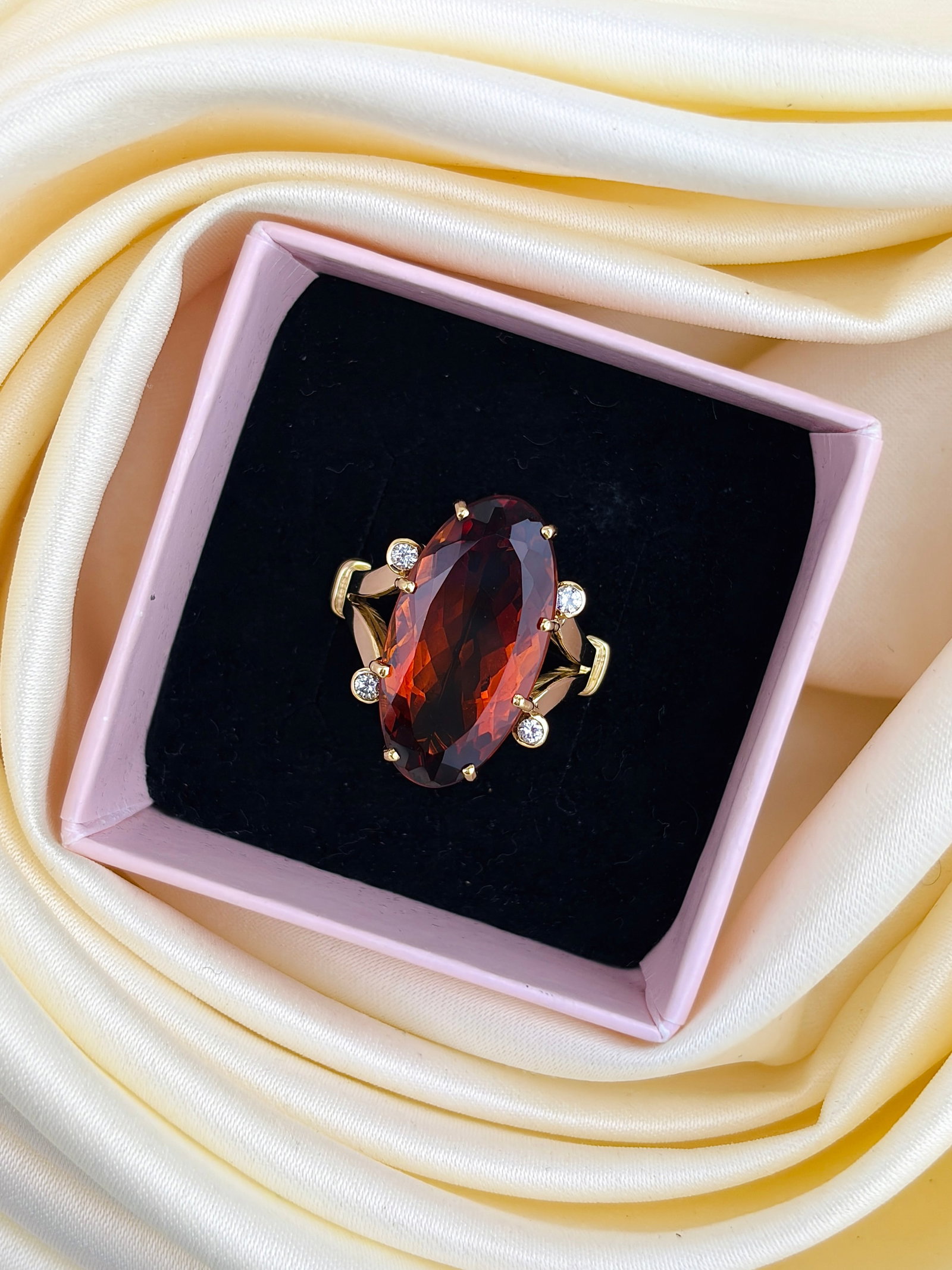 CHUNKY CITRINE AND DIAMOND COCKTAIL RING IN GOLD - 7