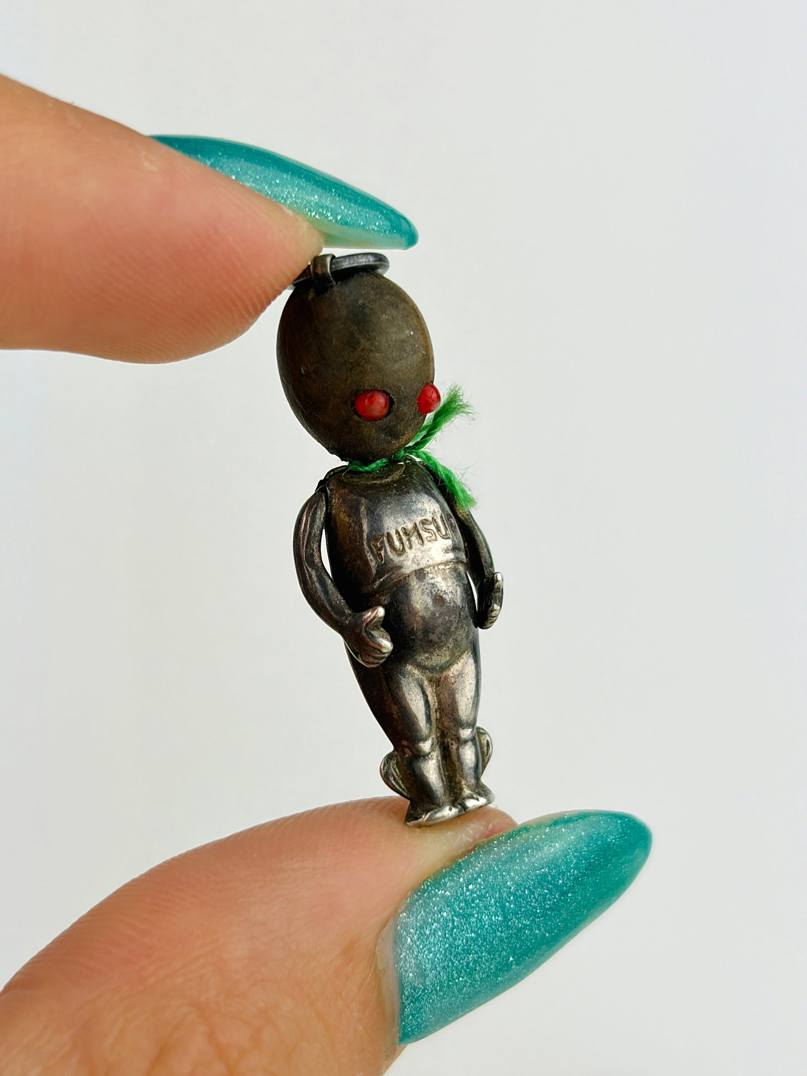 WW1 Silver Lucky 'Fumsup' Touch Wood Lucky Pendant - 3