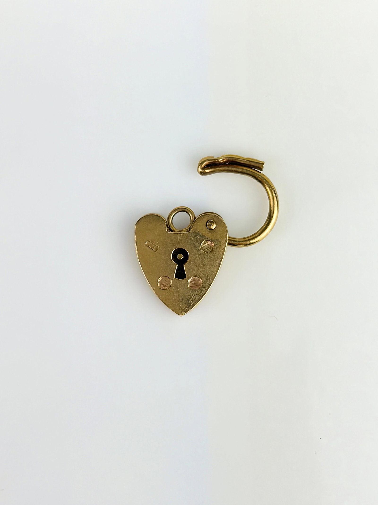 VINTAGE C.1976 9CT GOLD OPENING HEART PADLOCK - 4