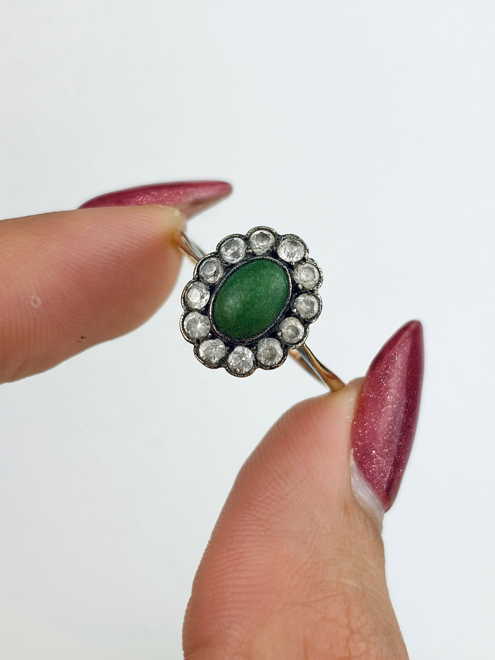 Wonderful 9ct Gold and Silver Cluster Ring - 5