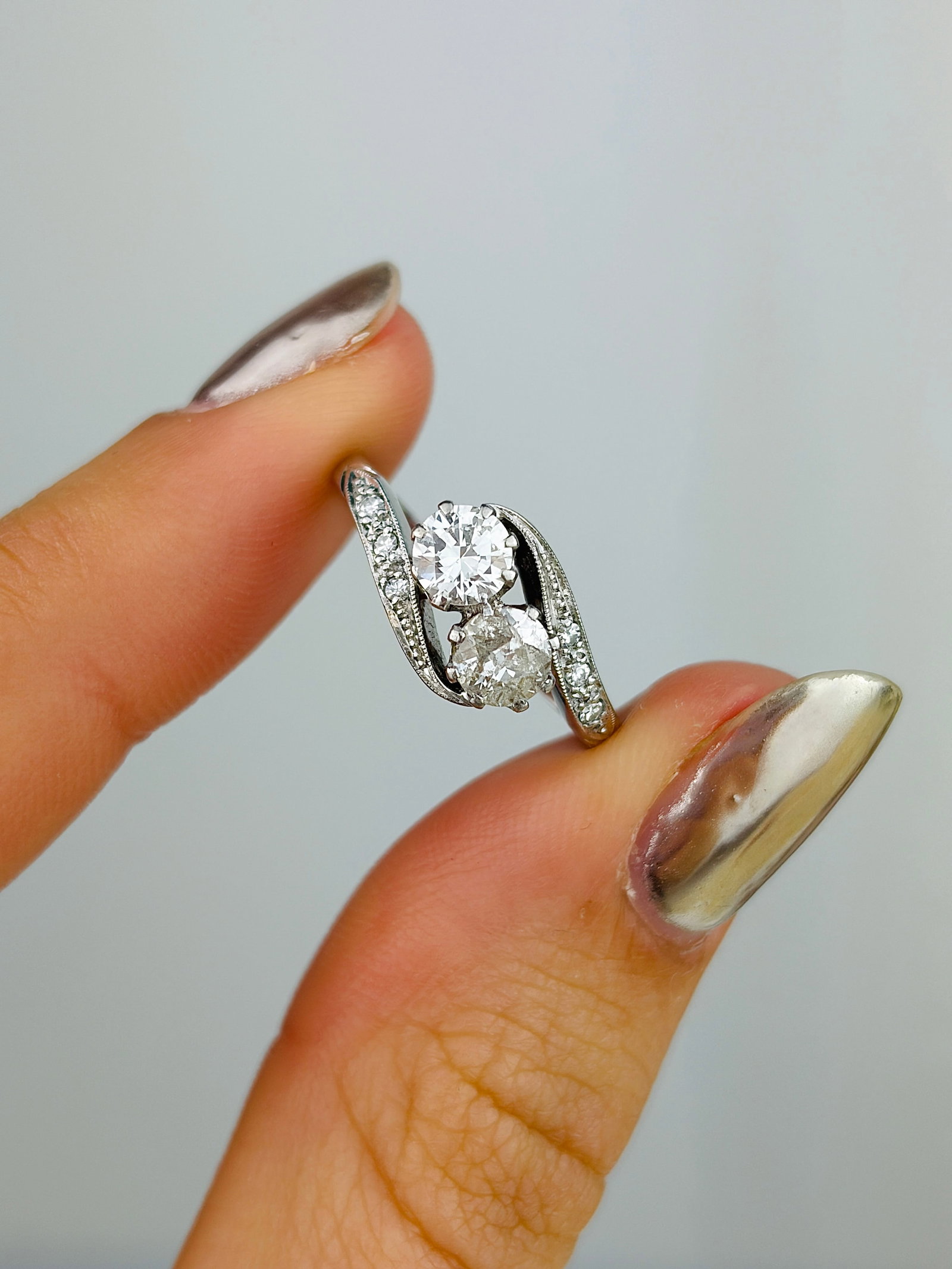Antique 18ct White Gold and Platinum .80pts Diamond Moi et Toi Twist Ring - 7