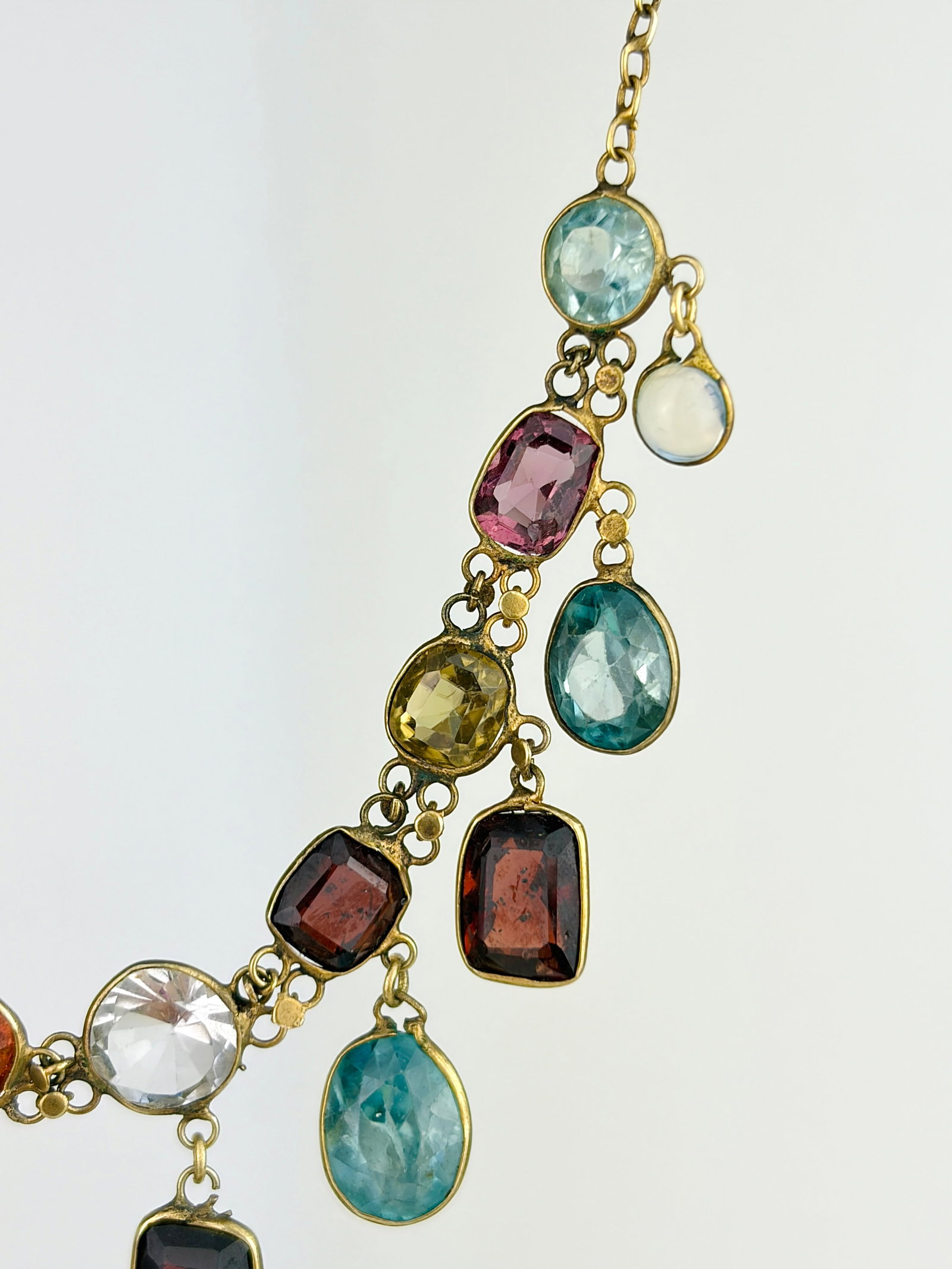 ANTIQUE MULTIGEMSTONE HARLEQUIN FRINGE NECKLACE IN GOLD - 2