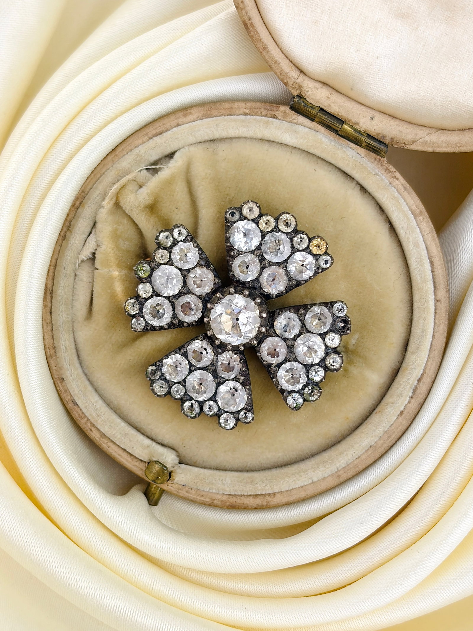 Antique Gold Backed & Silver Paste Cross Brooch/Pendant in Antique Box (1 of 8)