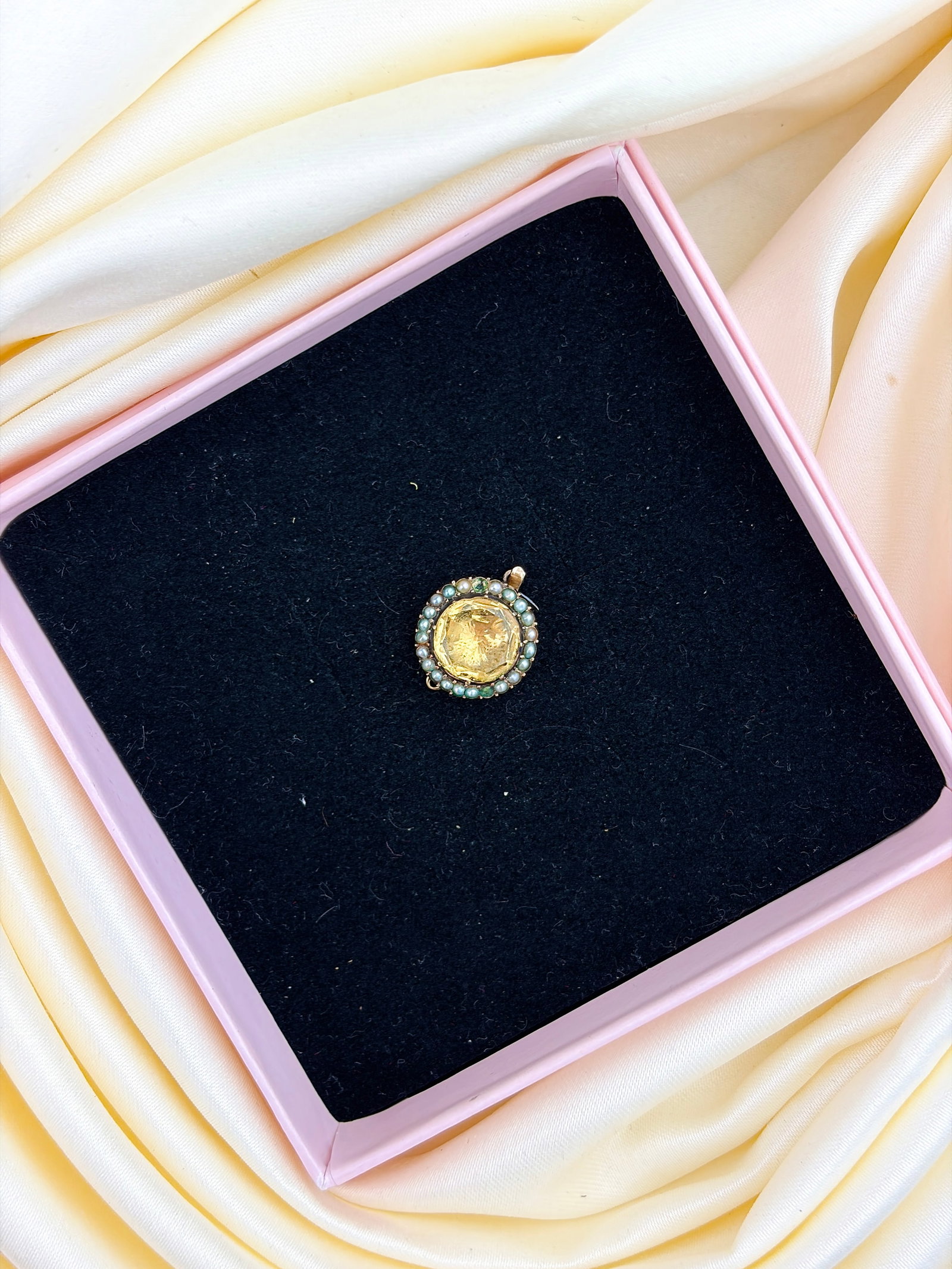 ANTIQUE YELLOW TOPAZ AND PEARL HALO CLASP - 5