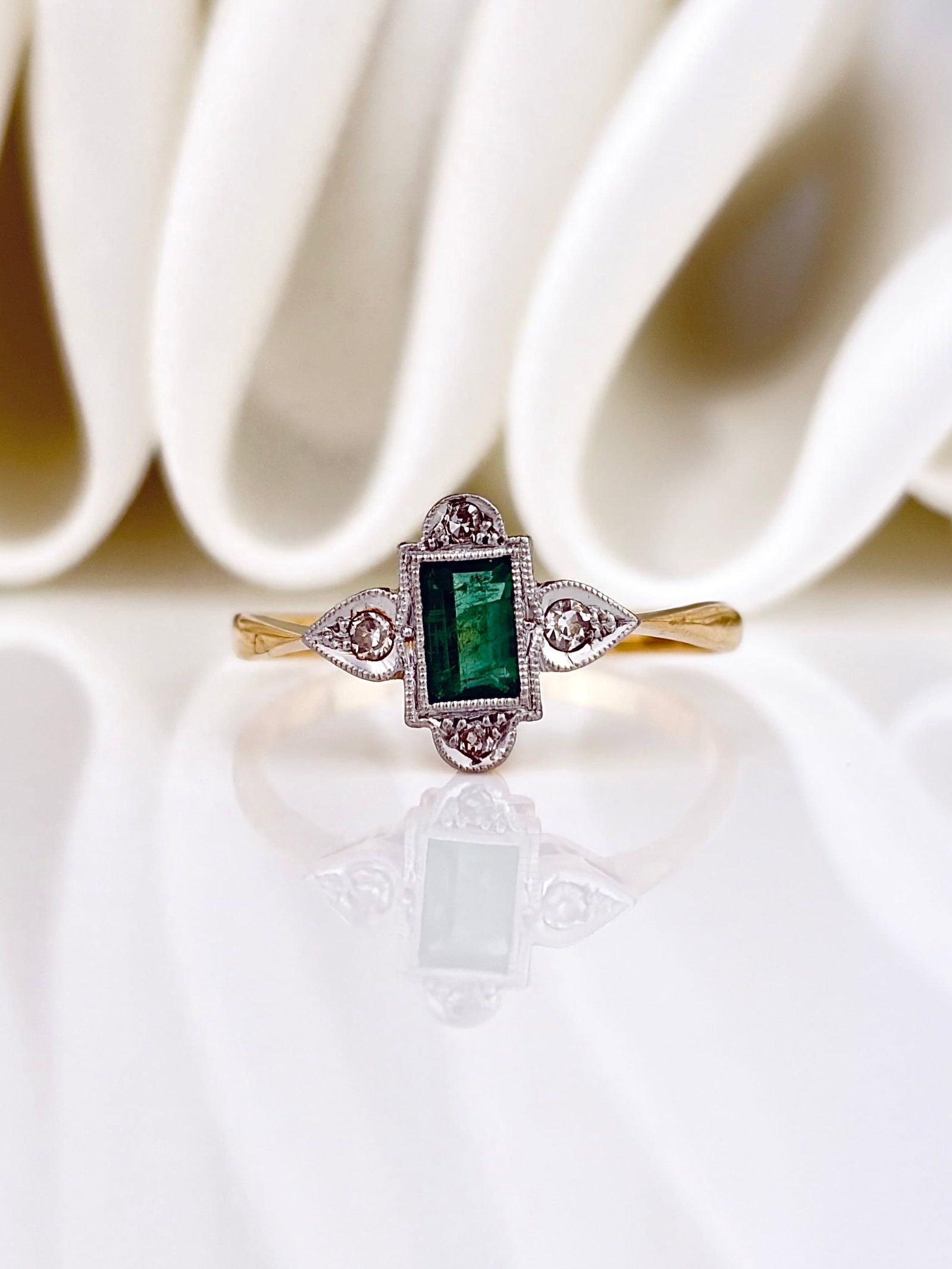 Antique Art Deco Era Emerald And Diamond Ring in 18ct Gold and Platinum: Antique Art Deco Era Emerald And Diamond Ring in 18ct Gold and Platinum A truly lovely