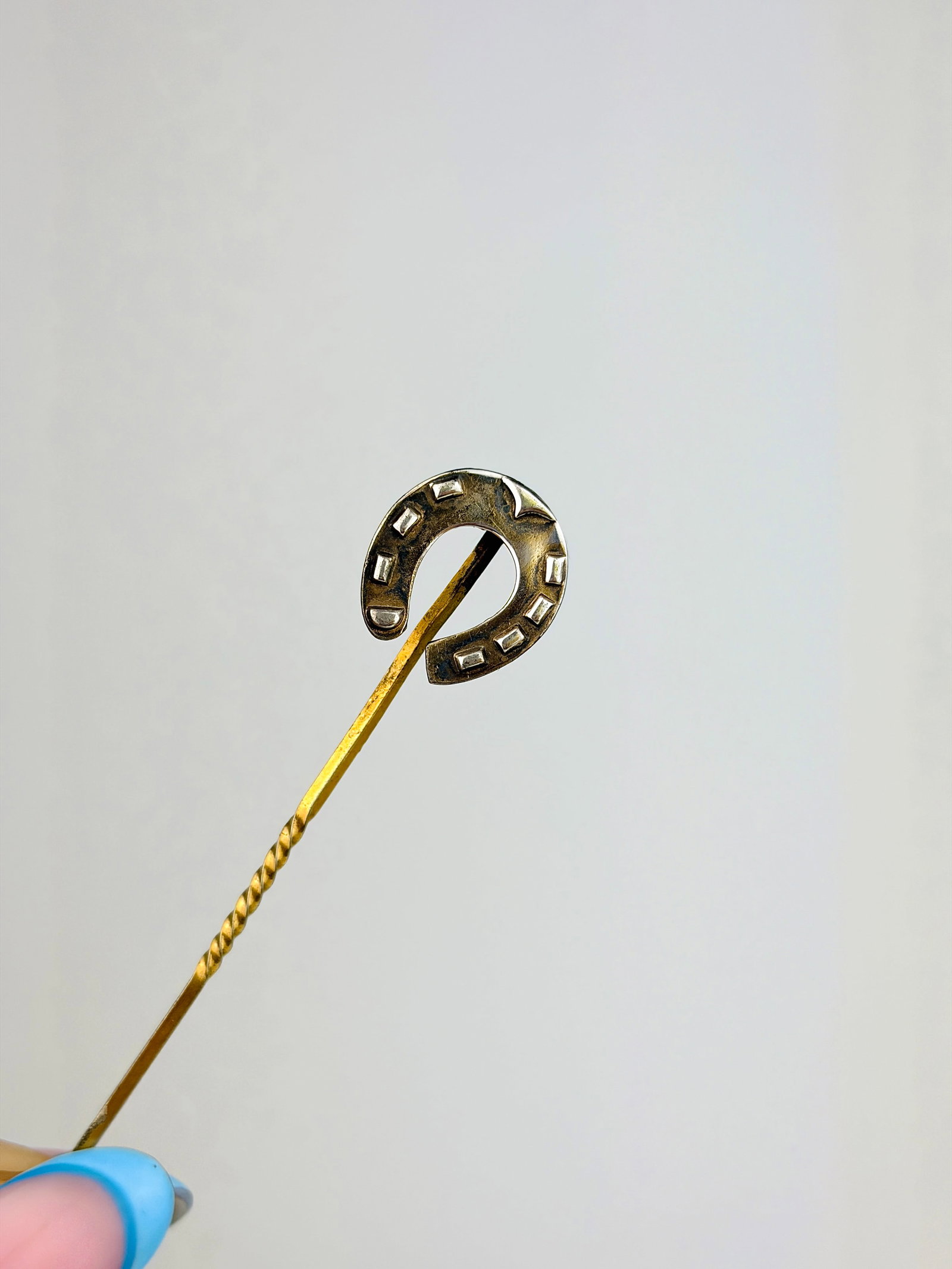 ANTIQUE HORSESHOE STICK PIN BROOCH - 2