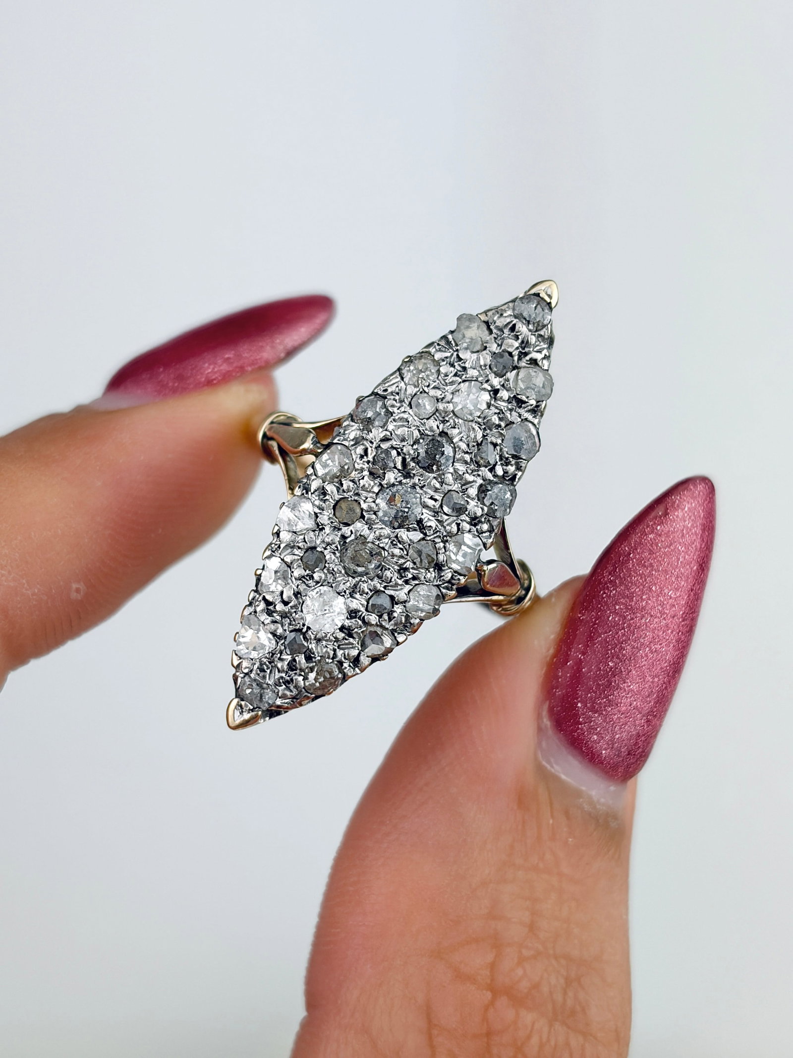 Outstanding Diamond Navette Ring in 18ct Yellow Gold - 5