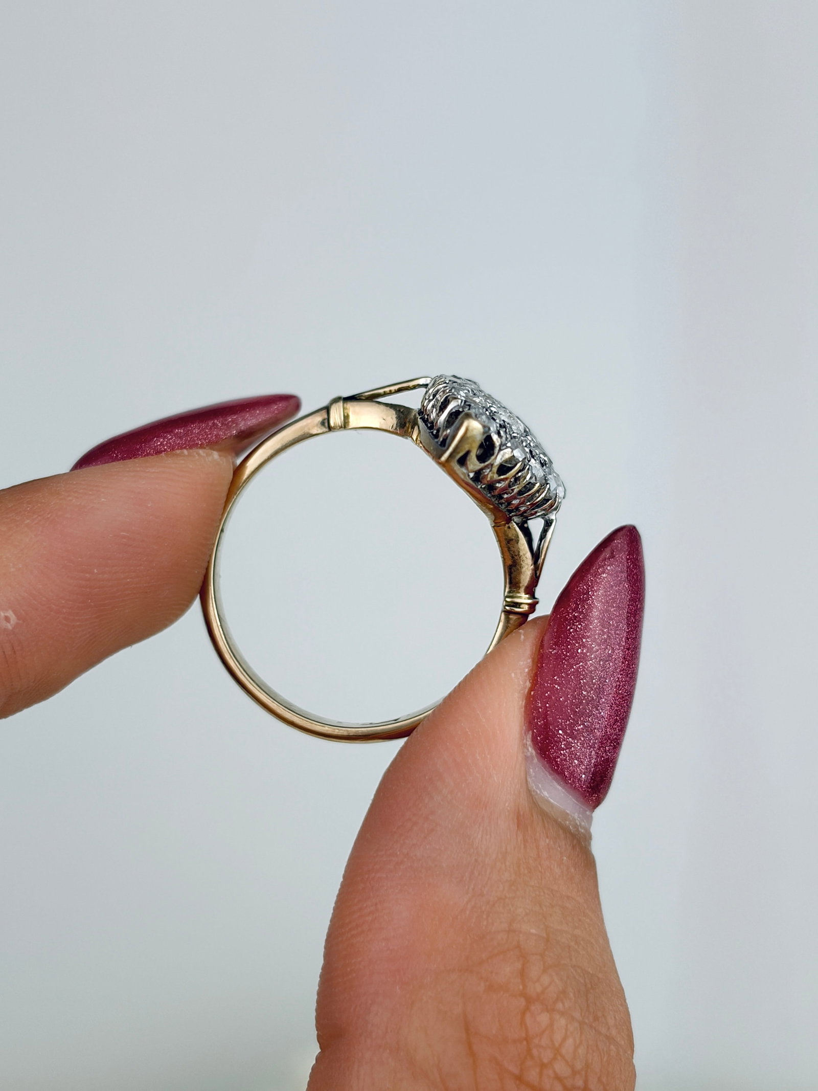 Outstanding Diamond Navette Ring in 18ct Yellow Gold - 6
