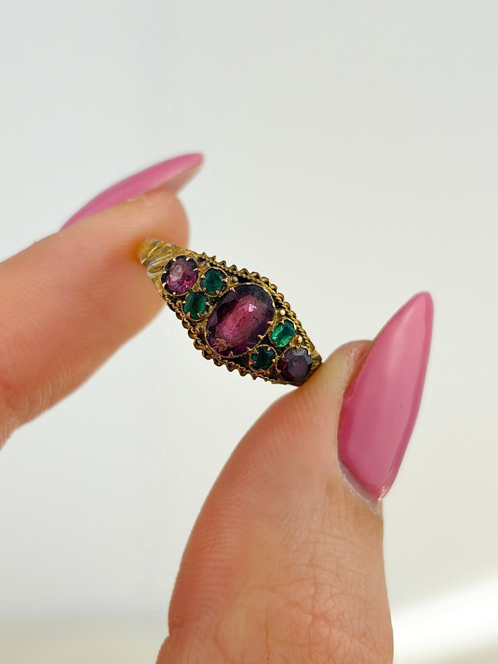 ANTIQUE 15CT YELLOW GOLD MULTIGEM RING - 5