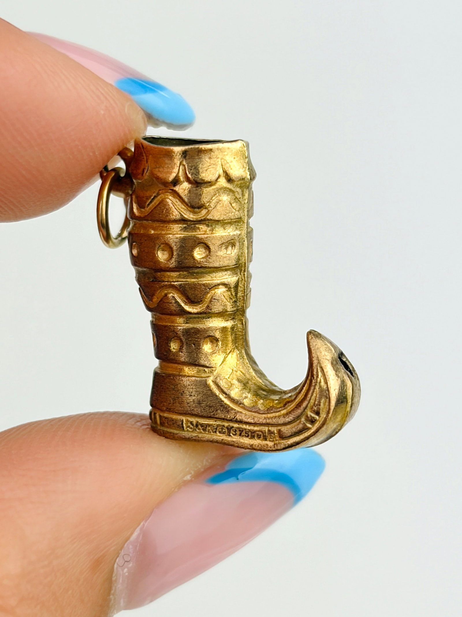 VINTAGE 9CT GOLD BOOT CHARM: VINTAGE 9CT GOLD BOOT CHARM