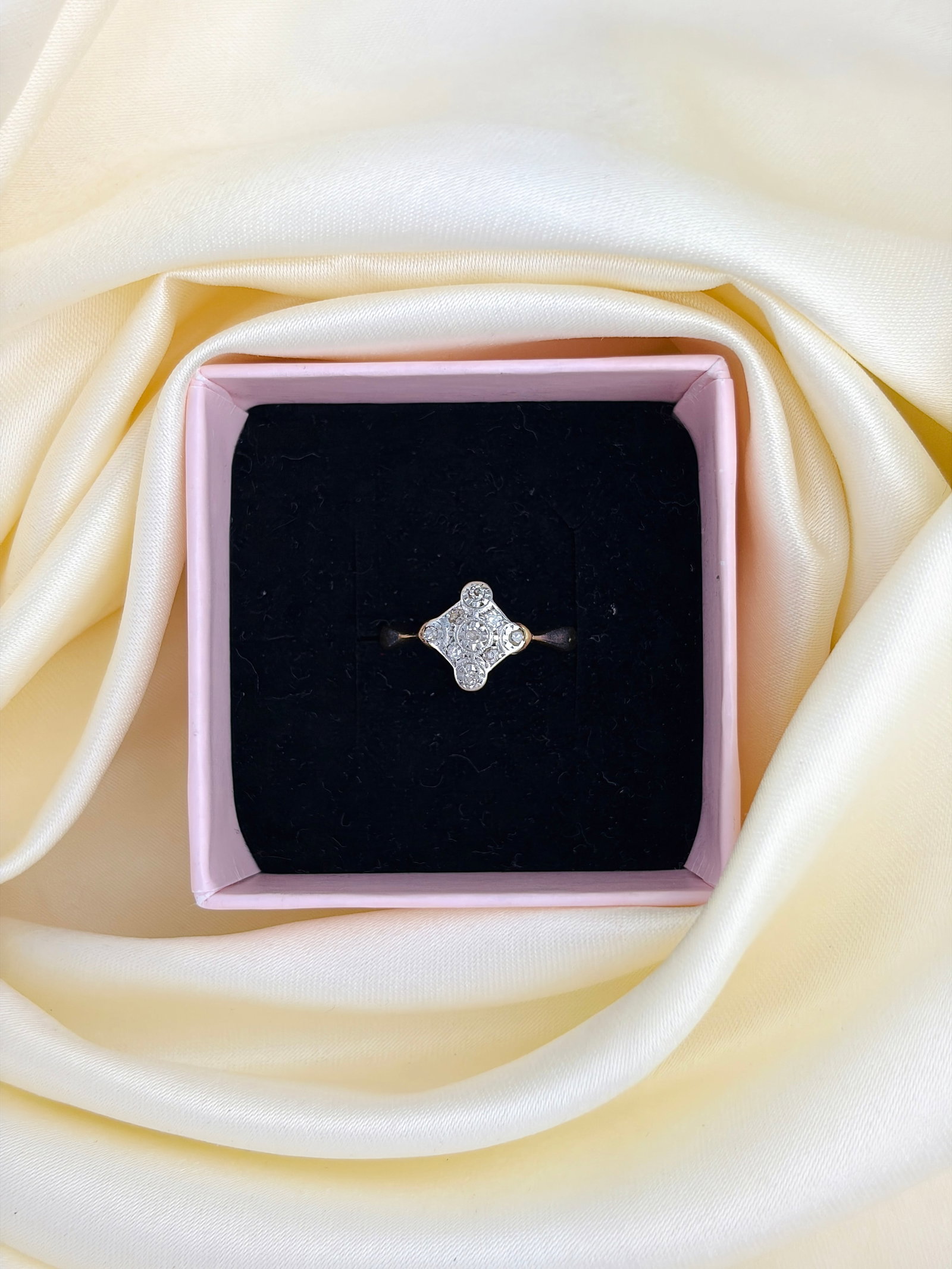 ANTIQUE ART DECO ERA 18CT GOLD AND PLATINUM DIAMOND GEOMETRIC RING - 10