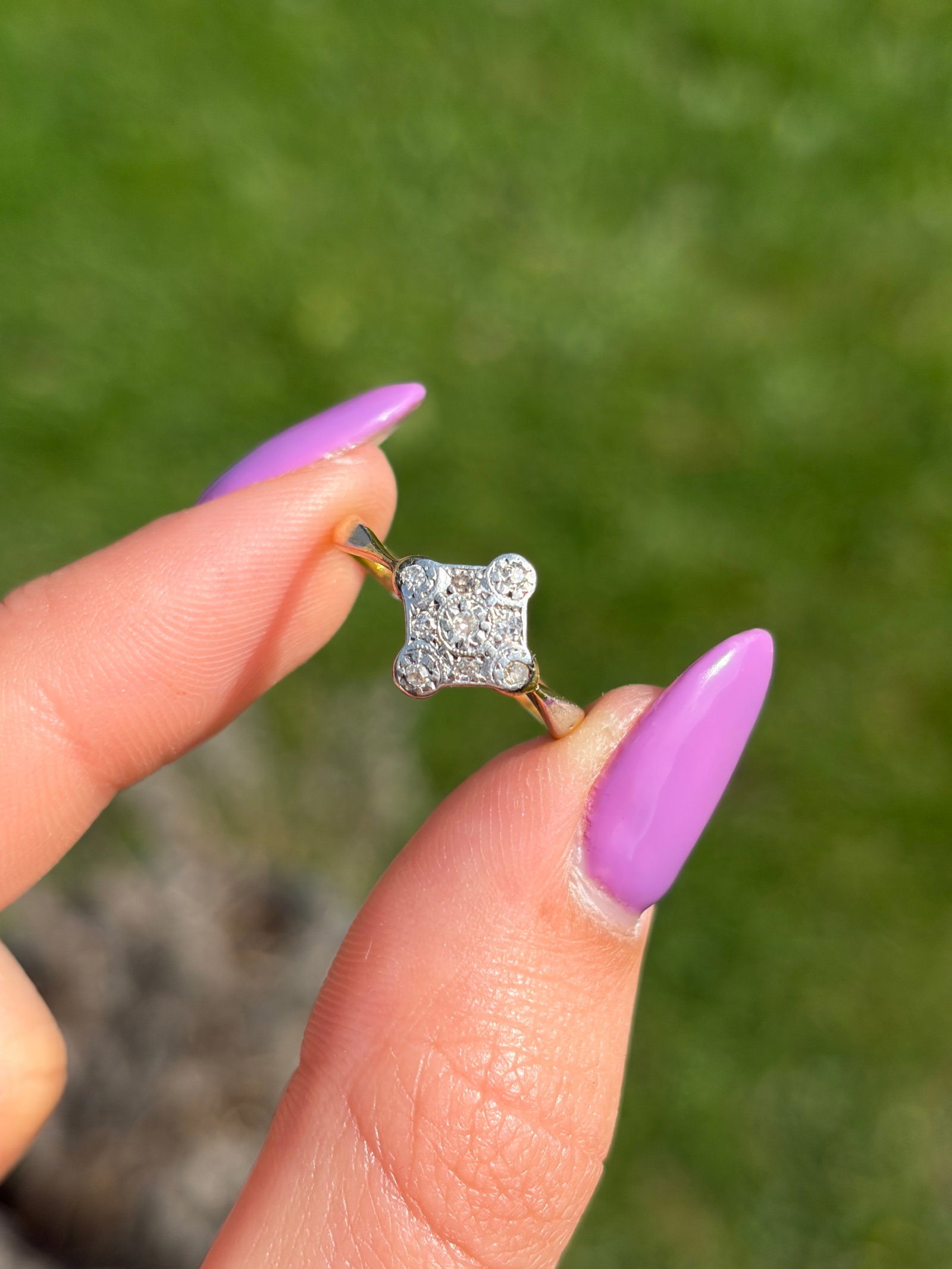 ANTIQUE ART DECO ERA 18CT GOLD AND PLATINUM DIAMOND GEOMETRIC RING - 2