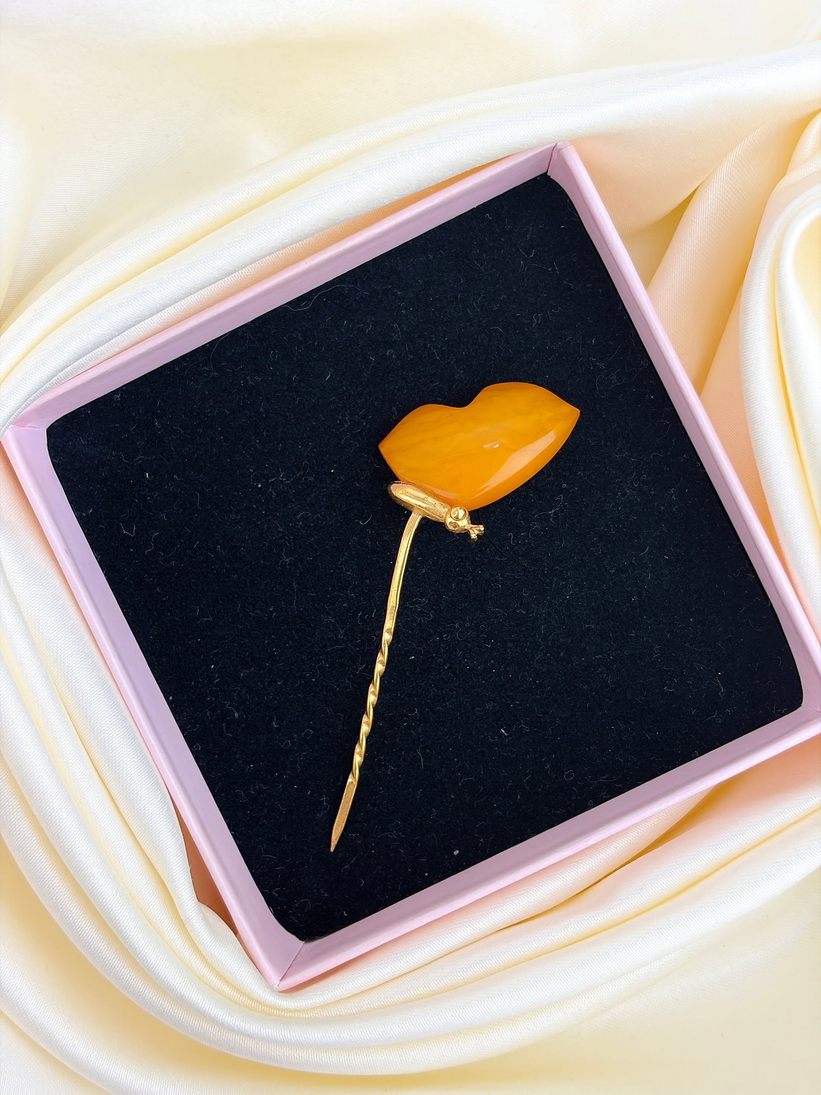 WONDERFUL ANTIQUE CARVED Amber BUTTERFLY STICK PIN BROOCH GOLD - 5