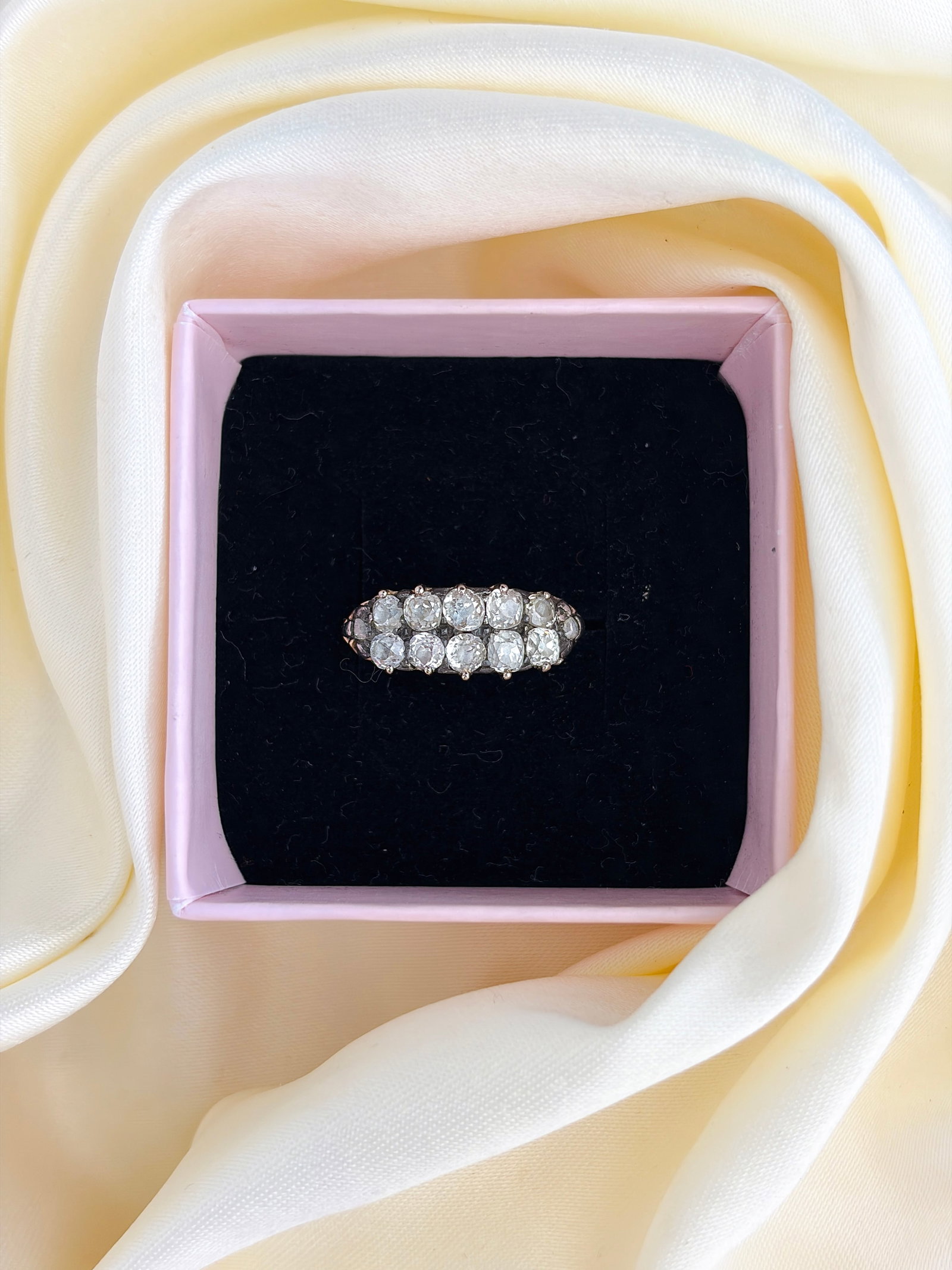 ANTIQUE 18CT YELLOW GOLD OLD MINE CUT DIAMOND DOUBLE ROW RING - 11