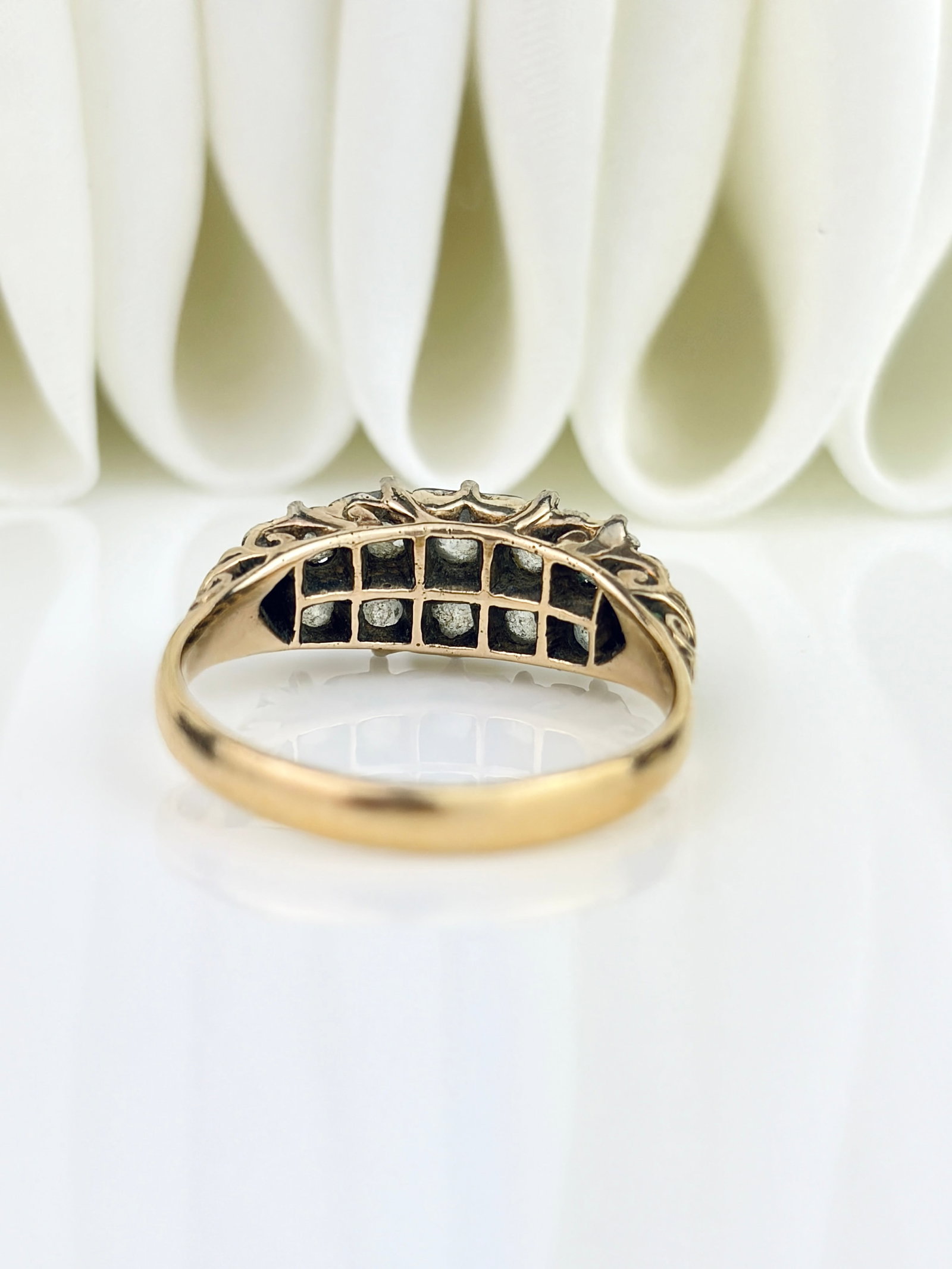 ANTIQUE 18CT YELLOW GOLD OLD MINE CUT DIAMOND DOUBLE ROW RING - 7