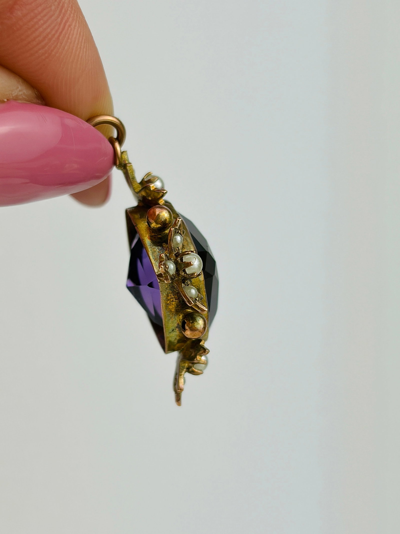 ANTIQUE 9CT YELLOW GOLD AMETHYST AND PEARL PENDANT - 3