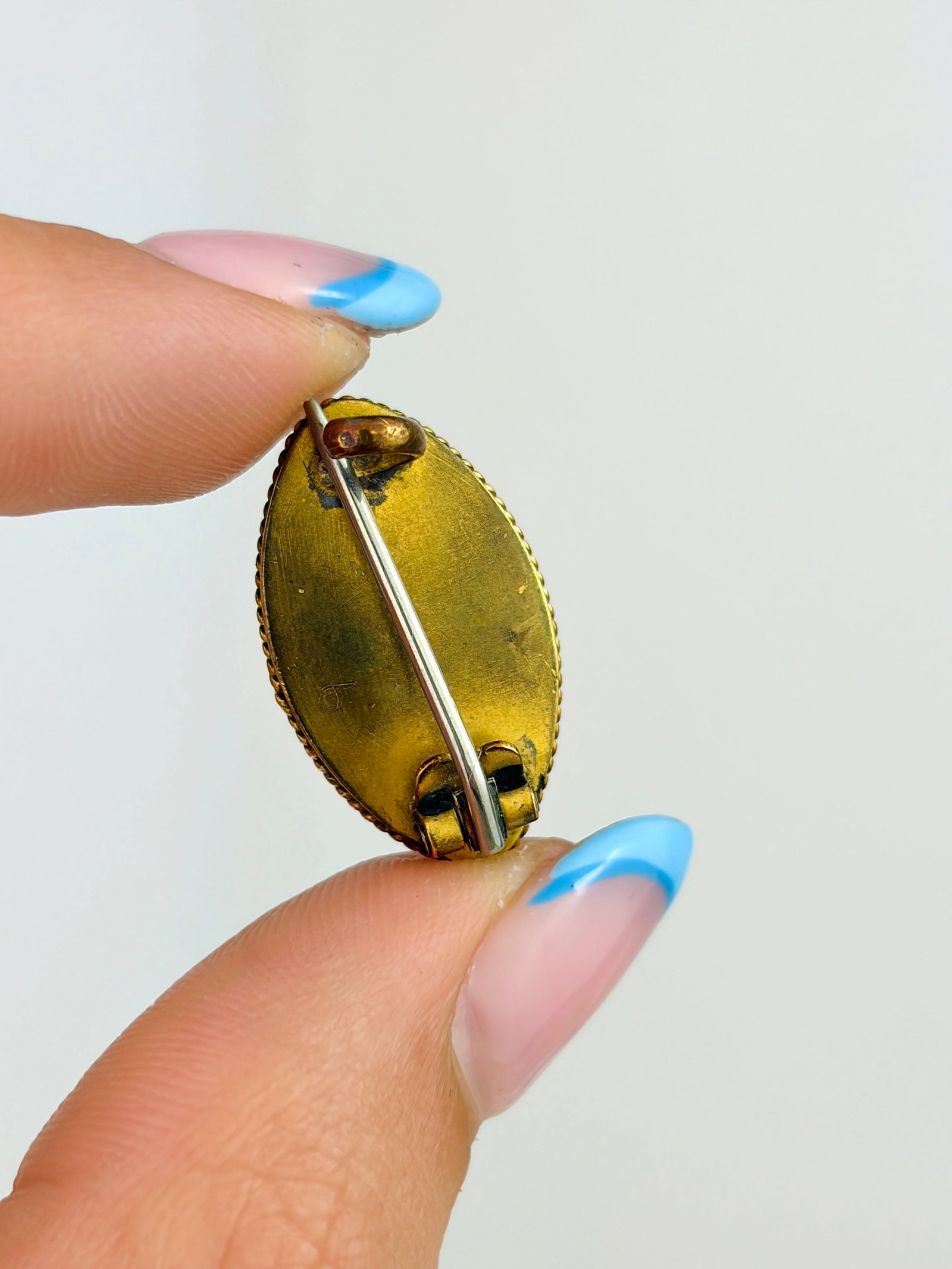 ANTIQUE VICTORIAN PEARL STAR AND BLUE ENAMEL BROOCH IN GOLD - 3