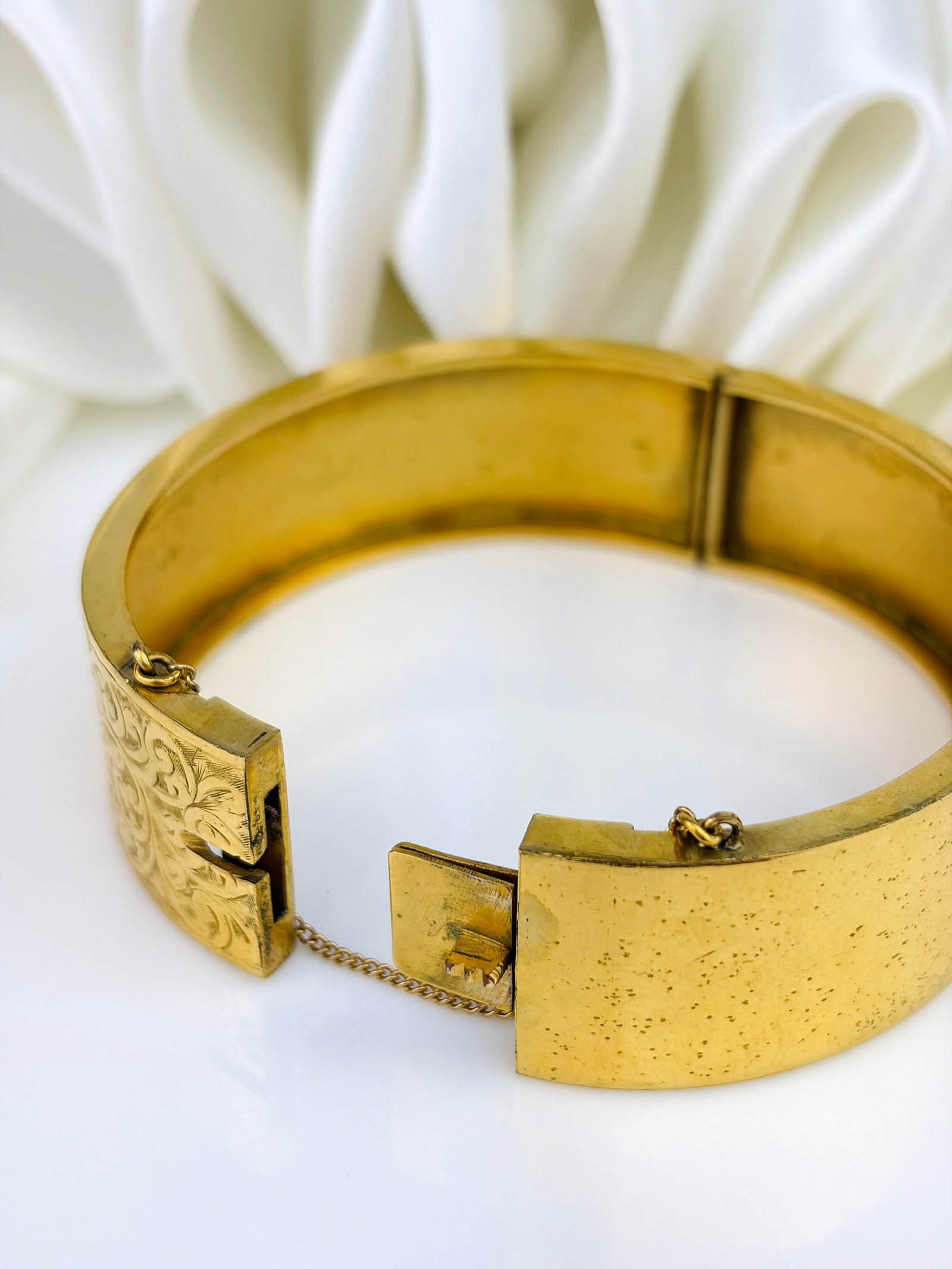 Antique Heavy Engraved Bangle / Bracelet with Safety Chain - 4