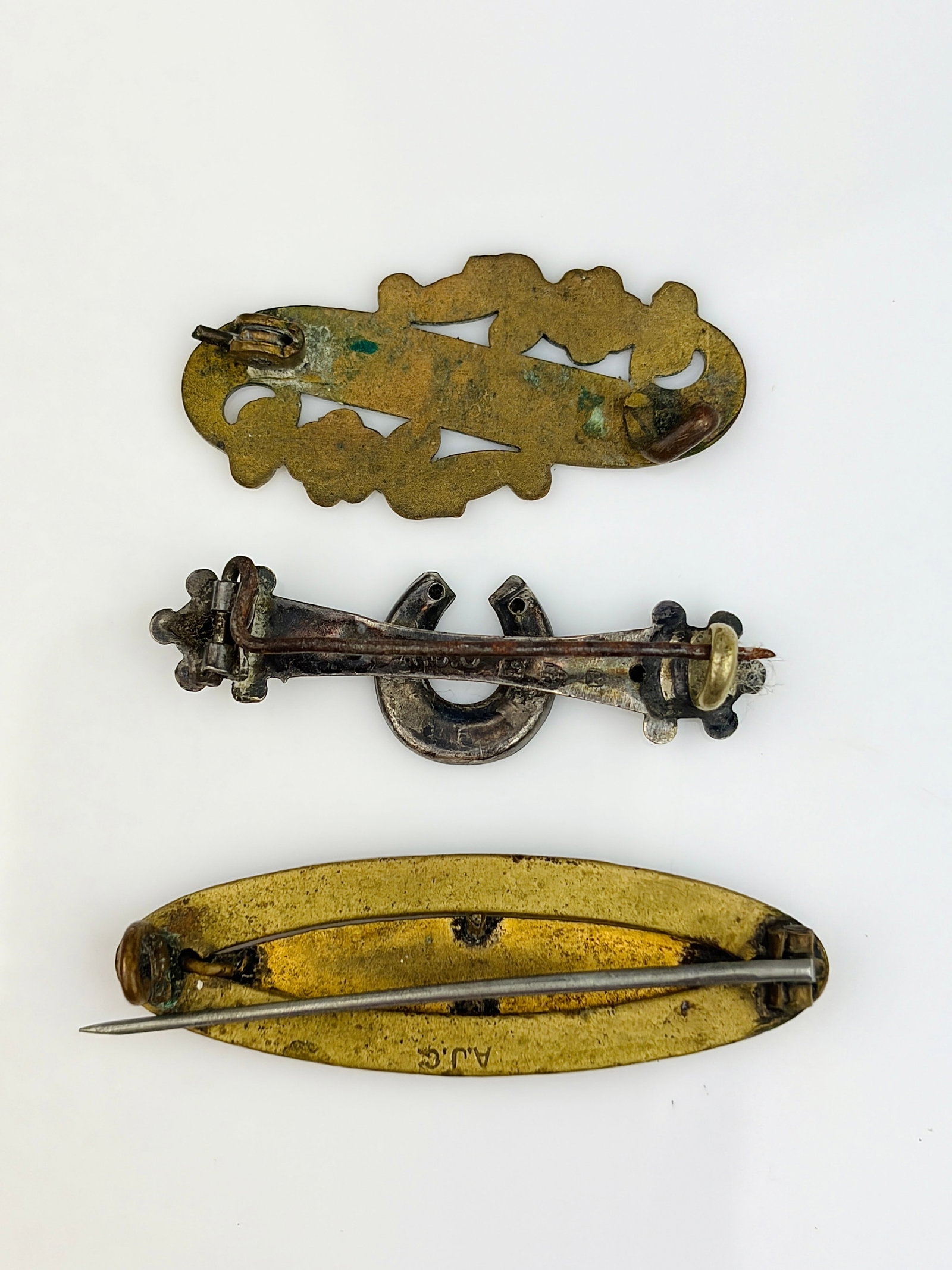 MIXED LOT - 3X BROOCHES - 2