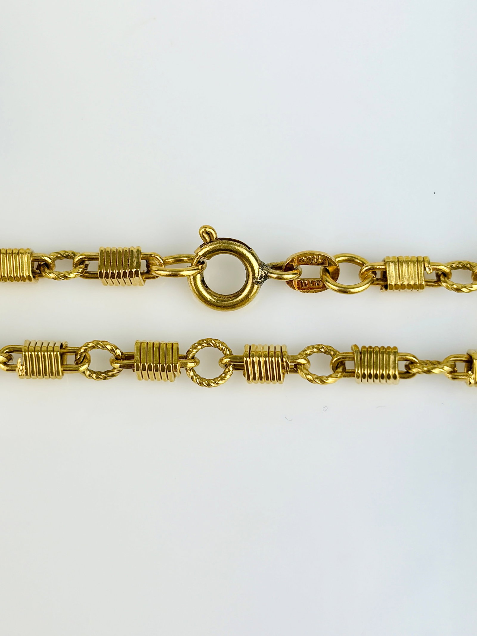 Vintage 18ct Yellow Gold Long Unique Link Textured Chain Necklace - 3