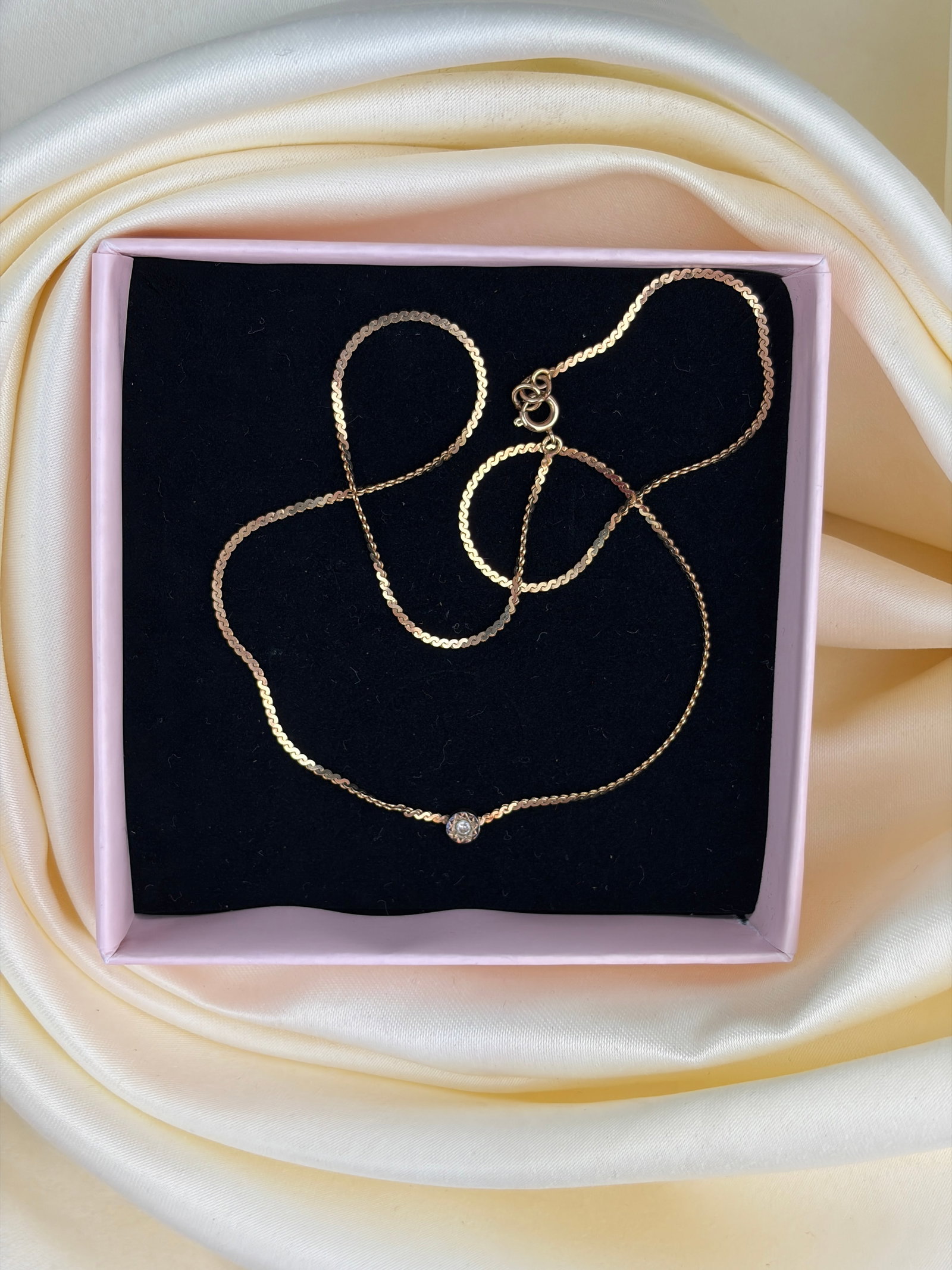 9ct gold and diamond chain - 5