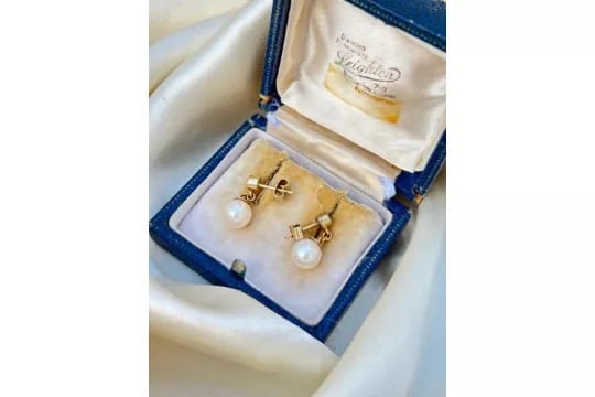 Vintage Pearl and Diamond Gold Drop Earrings - 6