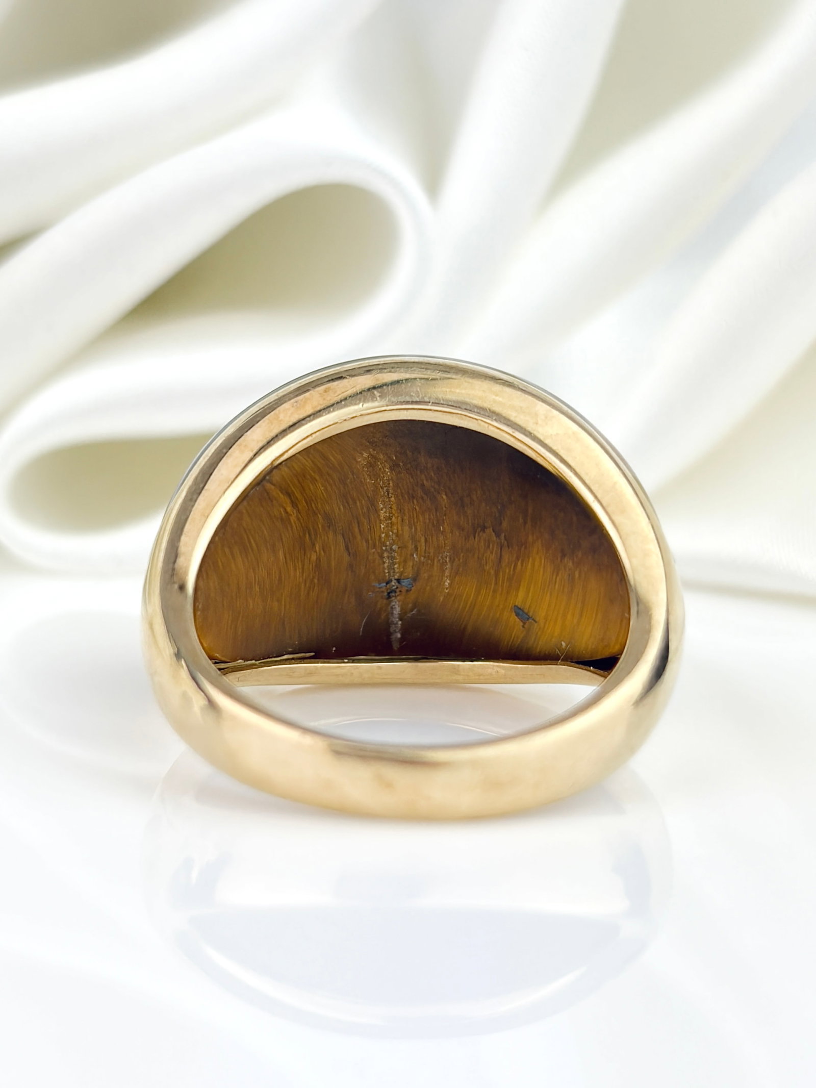 Chunky Vintage 9ct Yellow Gold Cabochon Tiger's Eye Dome Ring - 3