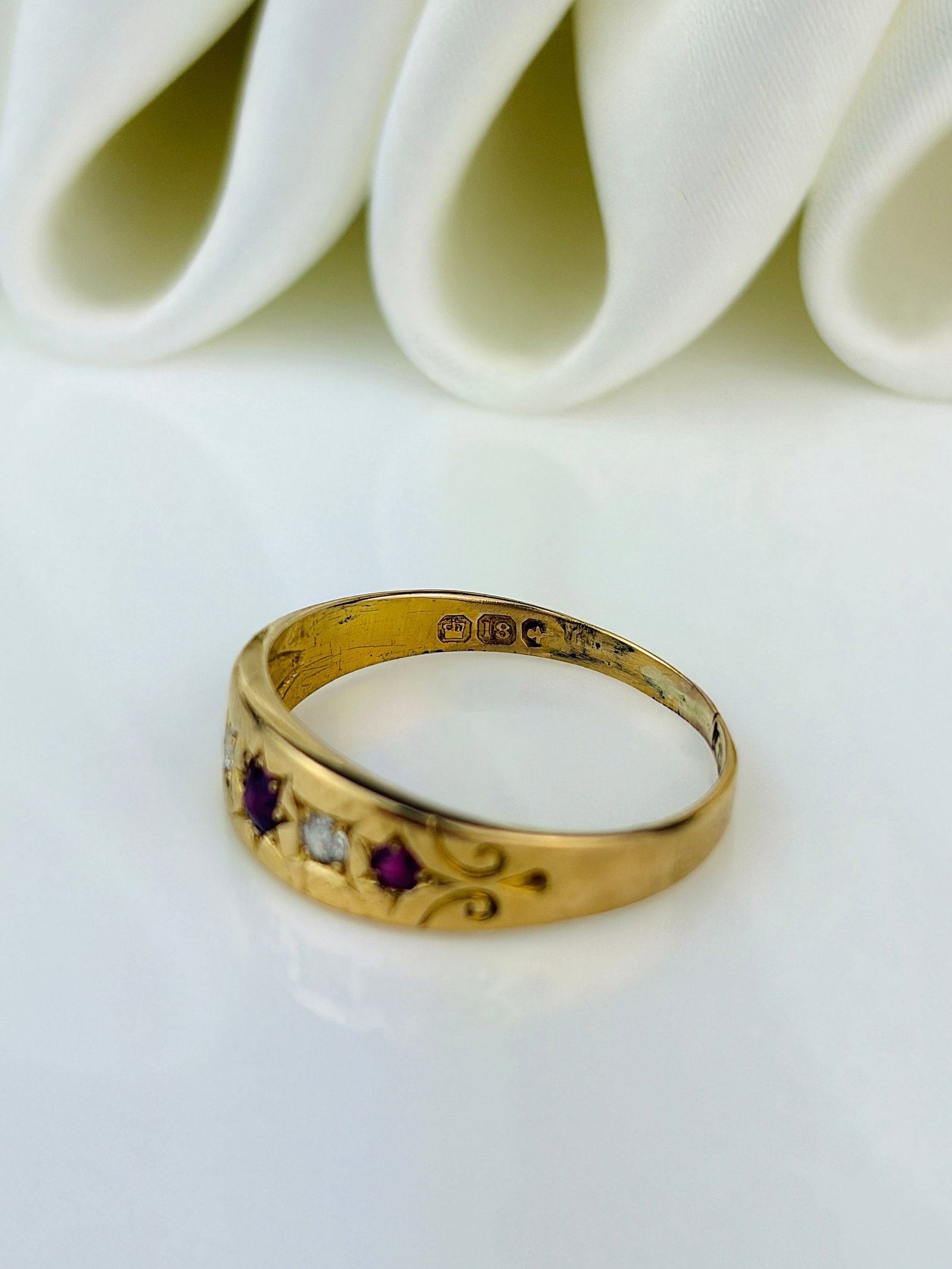 antique 18ct yellow gold ruby and diamond 5 stone ring - 4