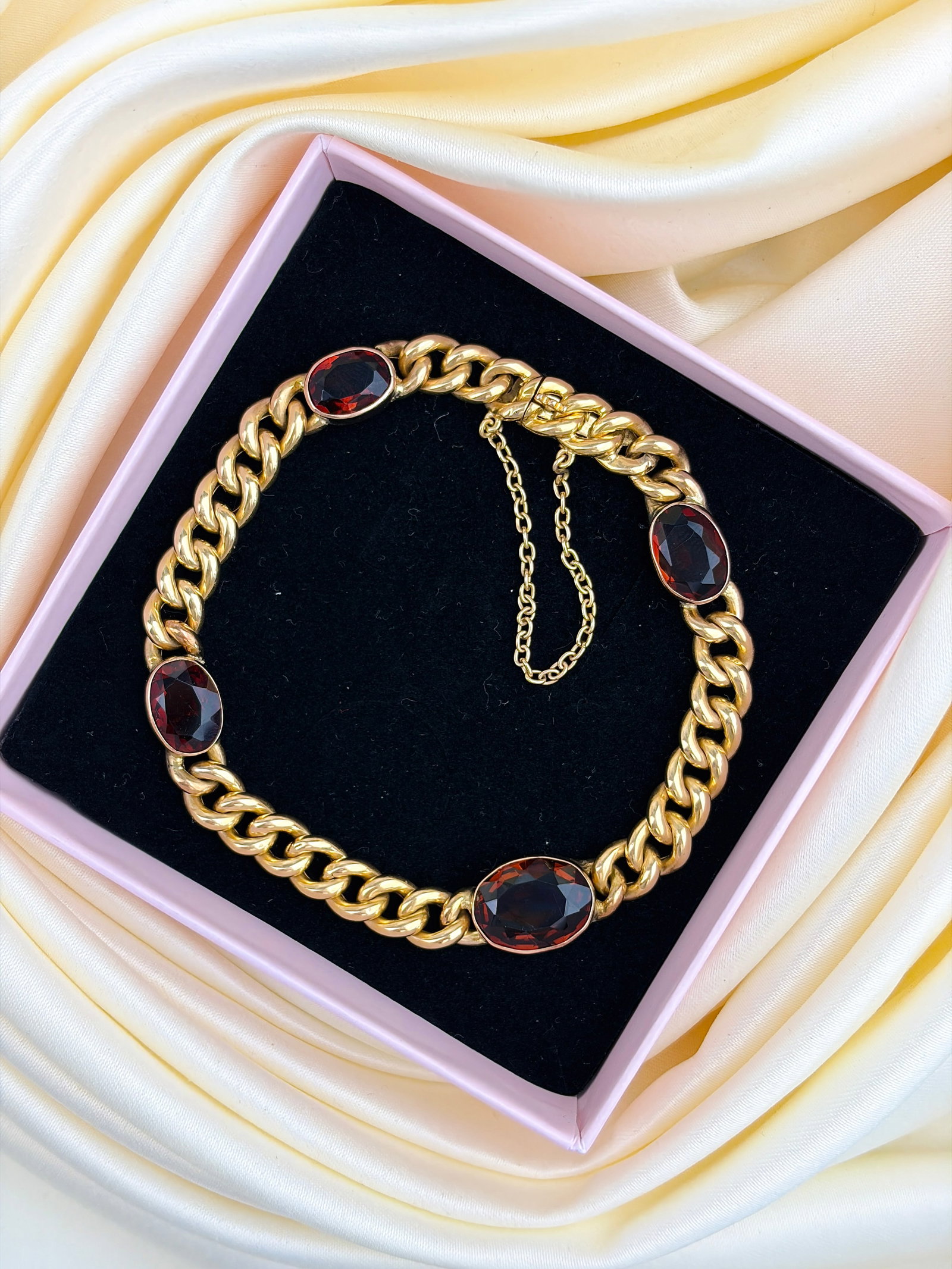 VINTAGE 18CT YELLOW GOLD CITRINE CHAIN BRACELET - 6