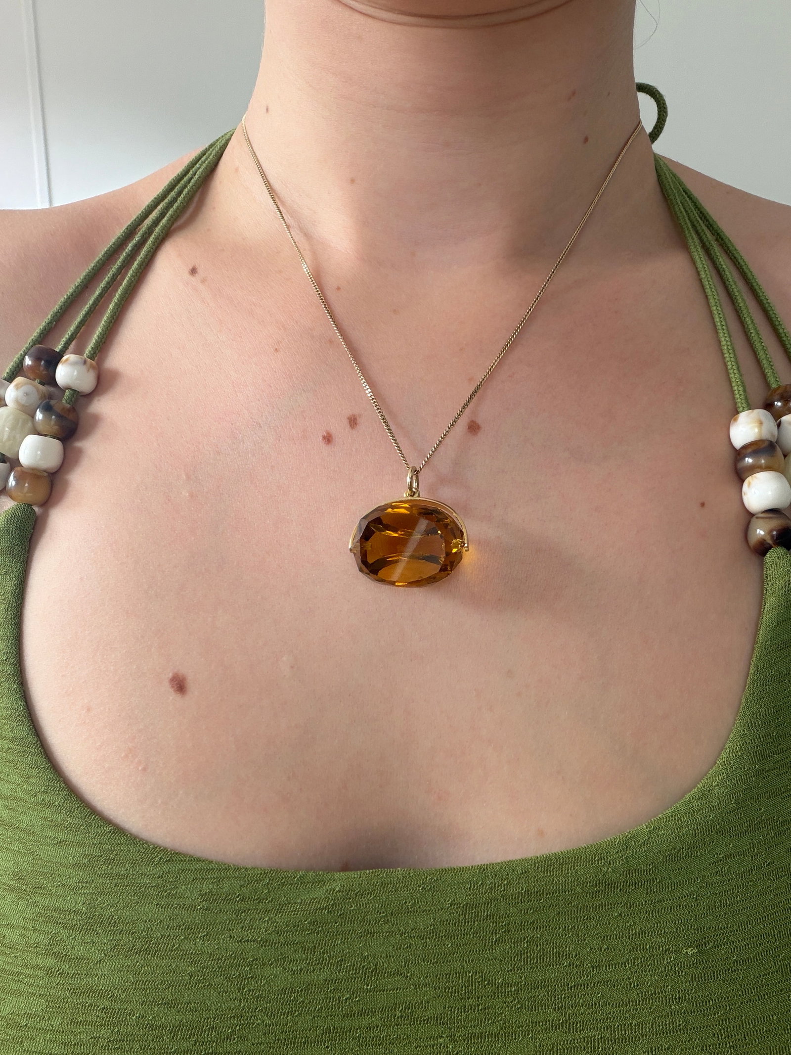 LARGE 9CT YELLOW GOLD CITRINE SPINNING FOB PENDANT - 2