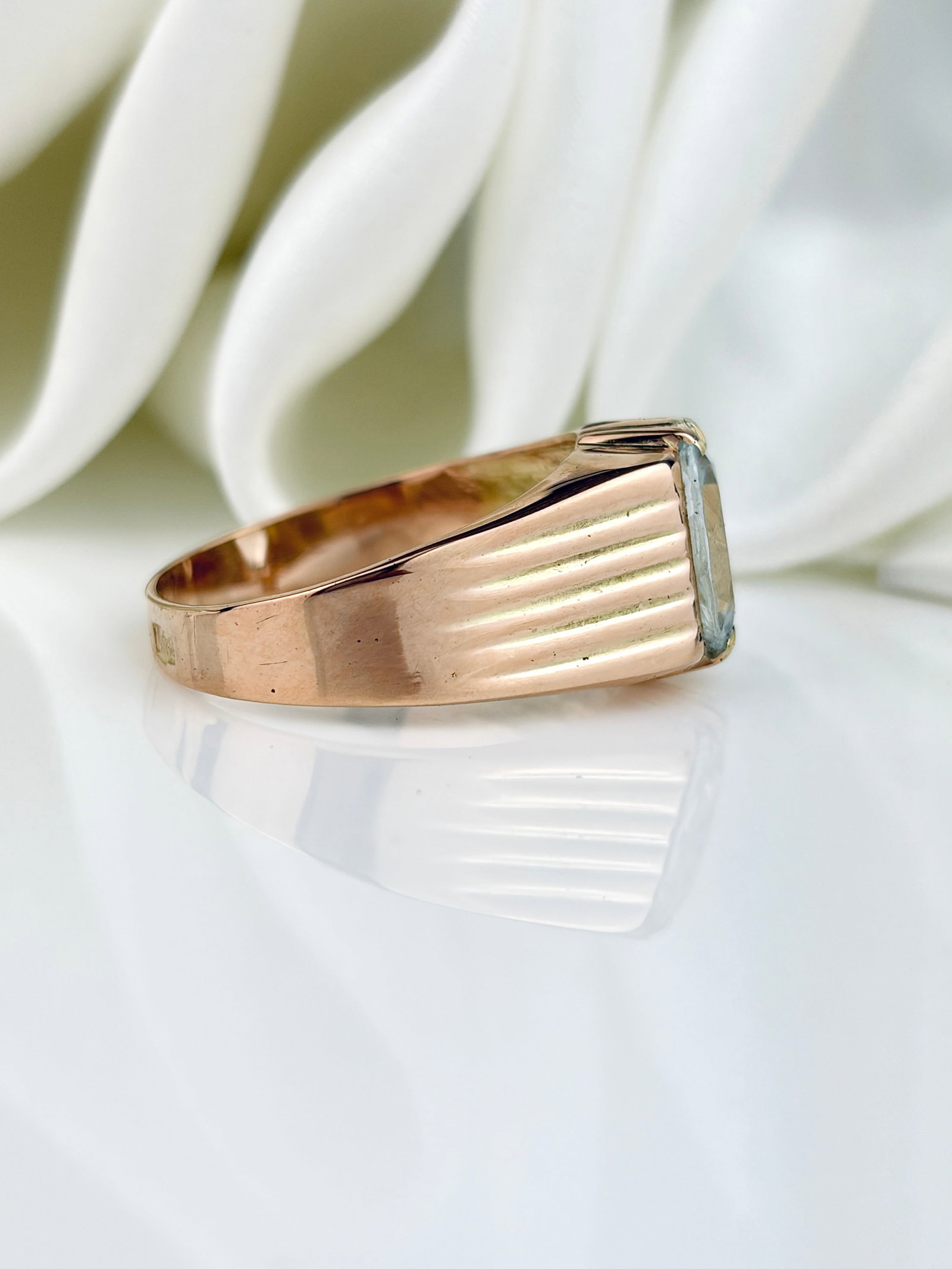 Chunky Vintage 14ct Yellow Gold Aquamarine Ring - 2