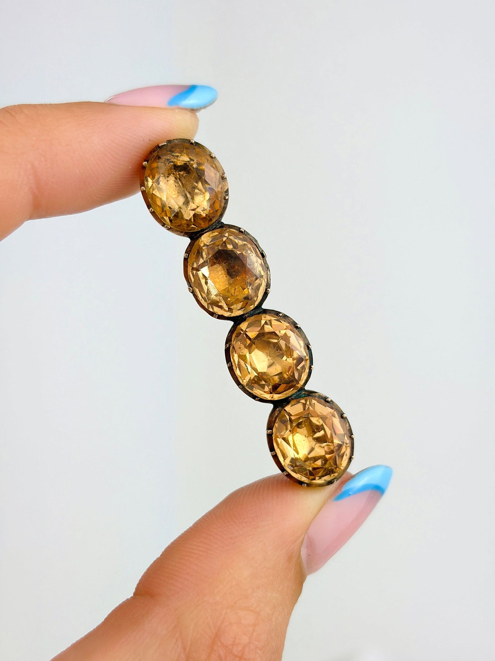 ANTIQUE GEORGIAN YELLOW PASTE BAR BROOCH IN GOLD - 2