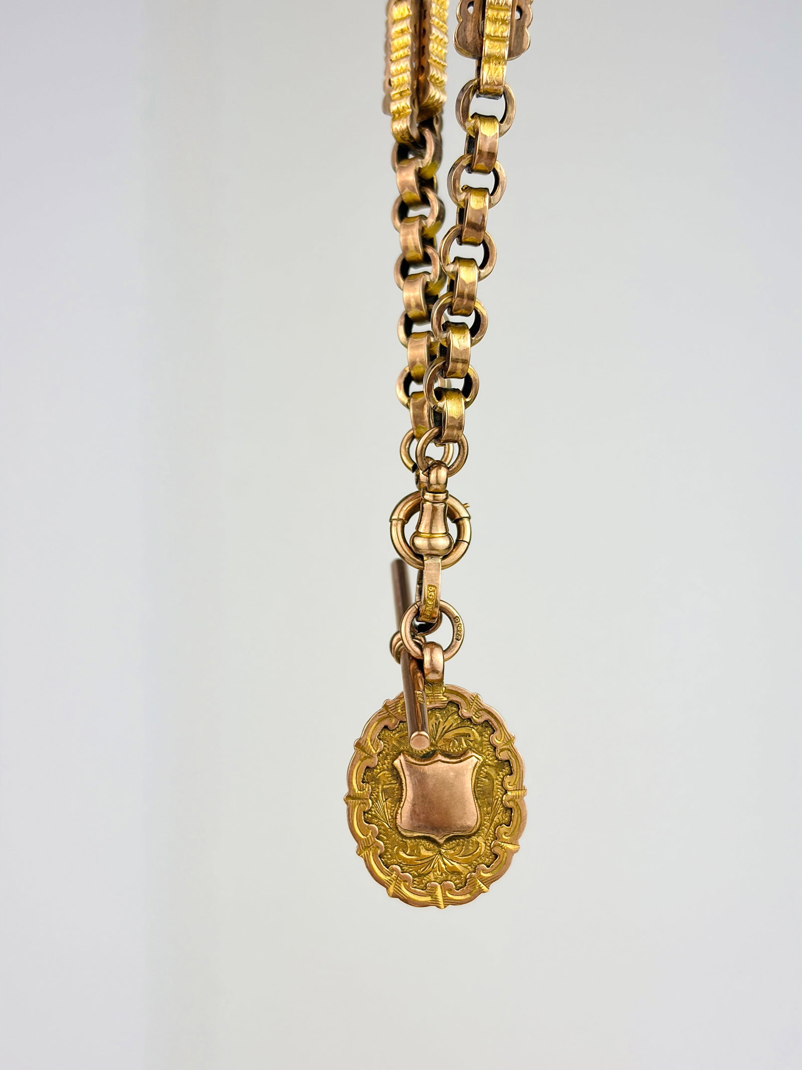 ANTIQUE 9CT YELLOW GOLD ALBERT CHAIN WITH STARS AND BARS LINK, MEDAL, TBARS AND DOGCLIP - 2