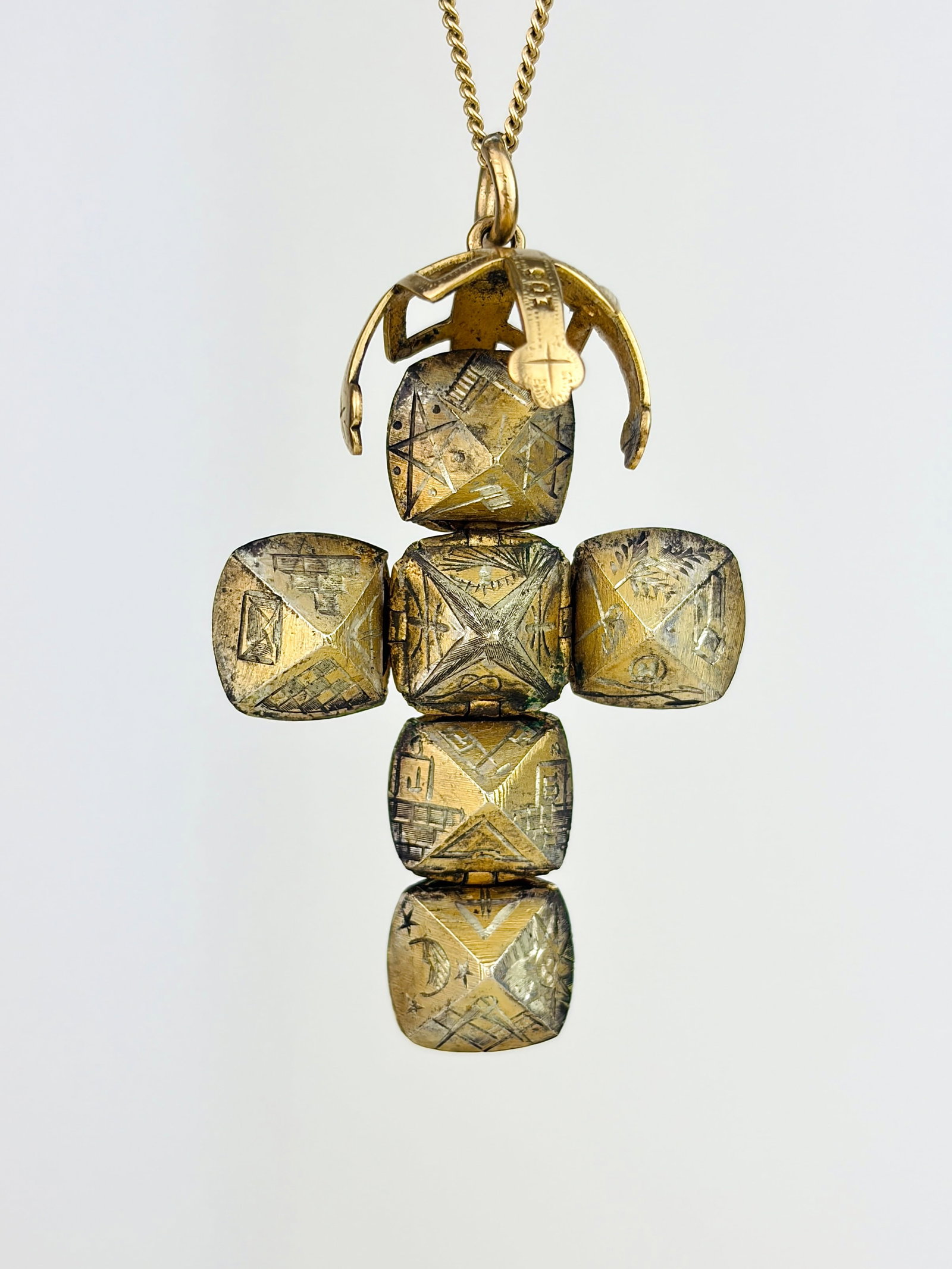 LARGE RARE 9CT GOLD AND SILVER OPENING MASONIC BALL/CROSS PENDANT - 2