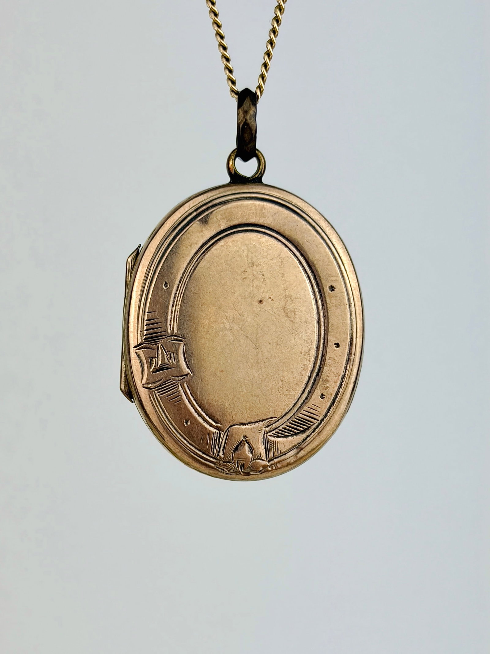 Sweet Locket Pendant Buckle Engraved (1 of 6)