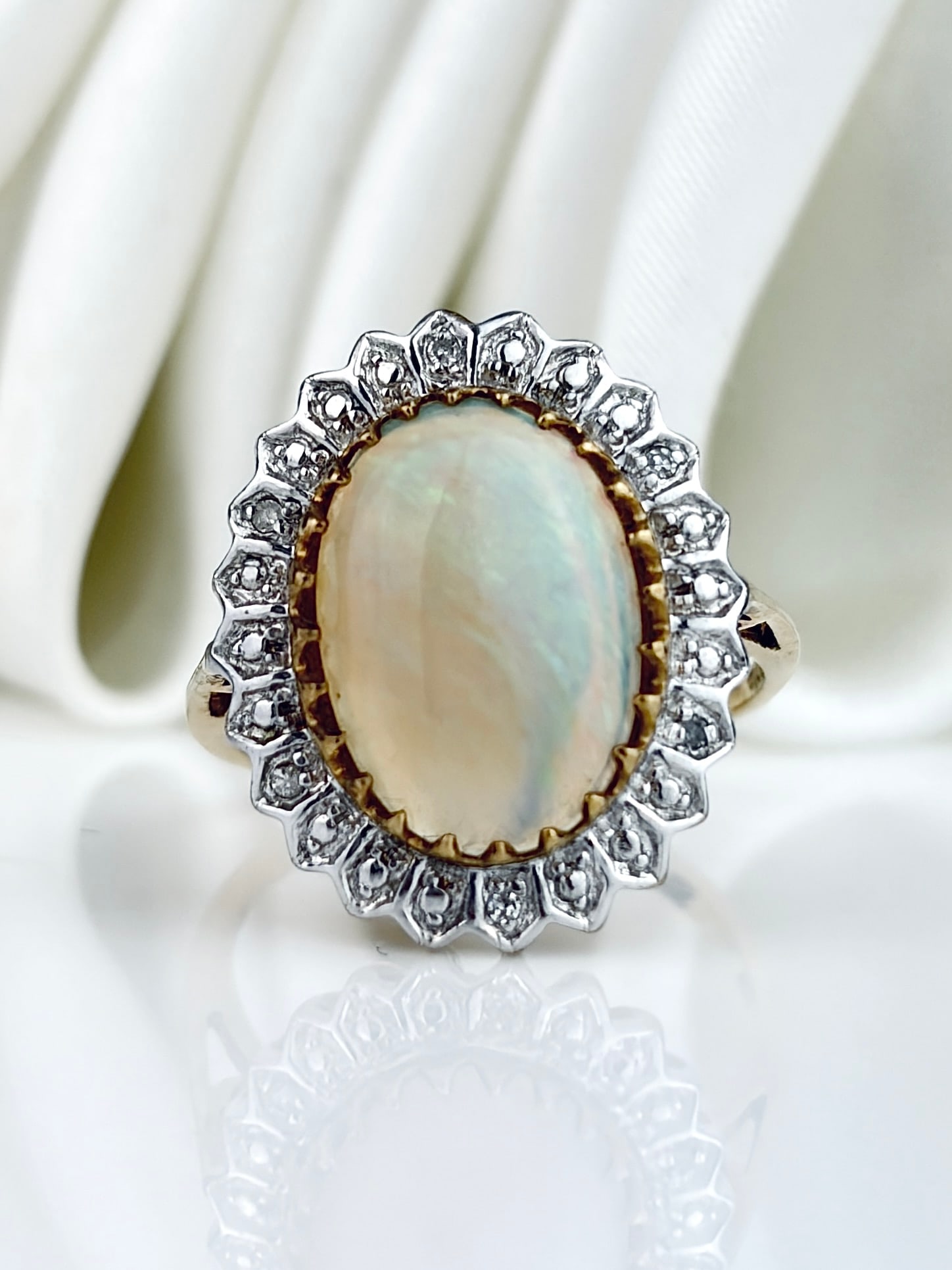 Lovely Large Opal and Diamond Halo Ring in 9ct Yellow Gold: Lovely Large Opal and Diamond Halo Ring in 9ct Yellow Gold Gorgeous opal ring!