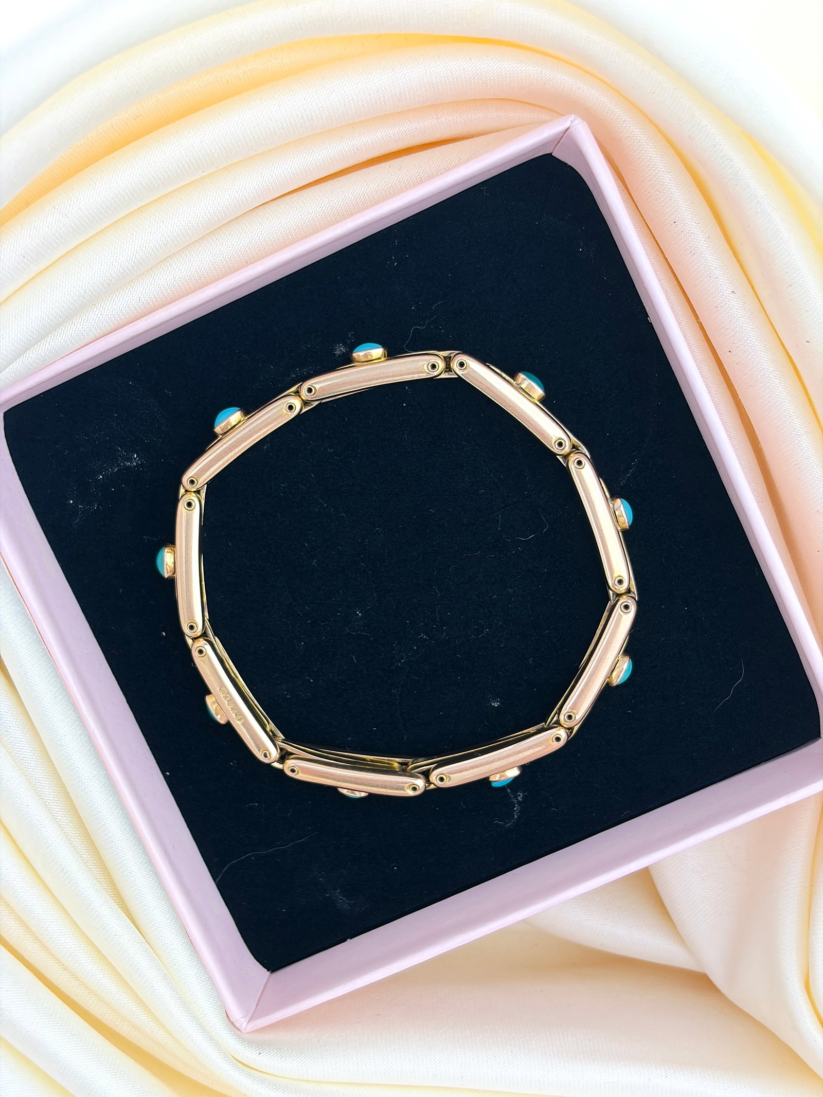 CHUNKY VINTAGE 9CT YELLOW GOLD TURQUOISE BRACELET - 8