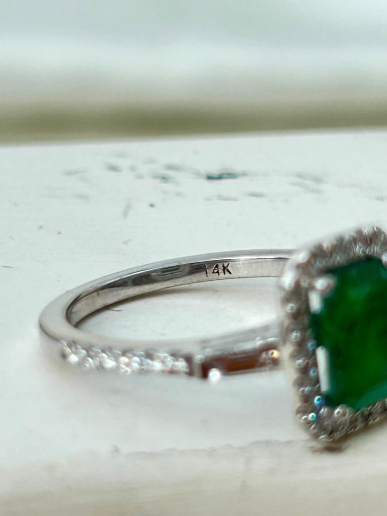 *Vintage 14K White Gold Emerald and Diamond Ring - 9