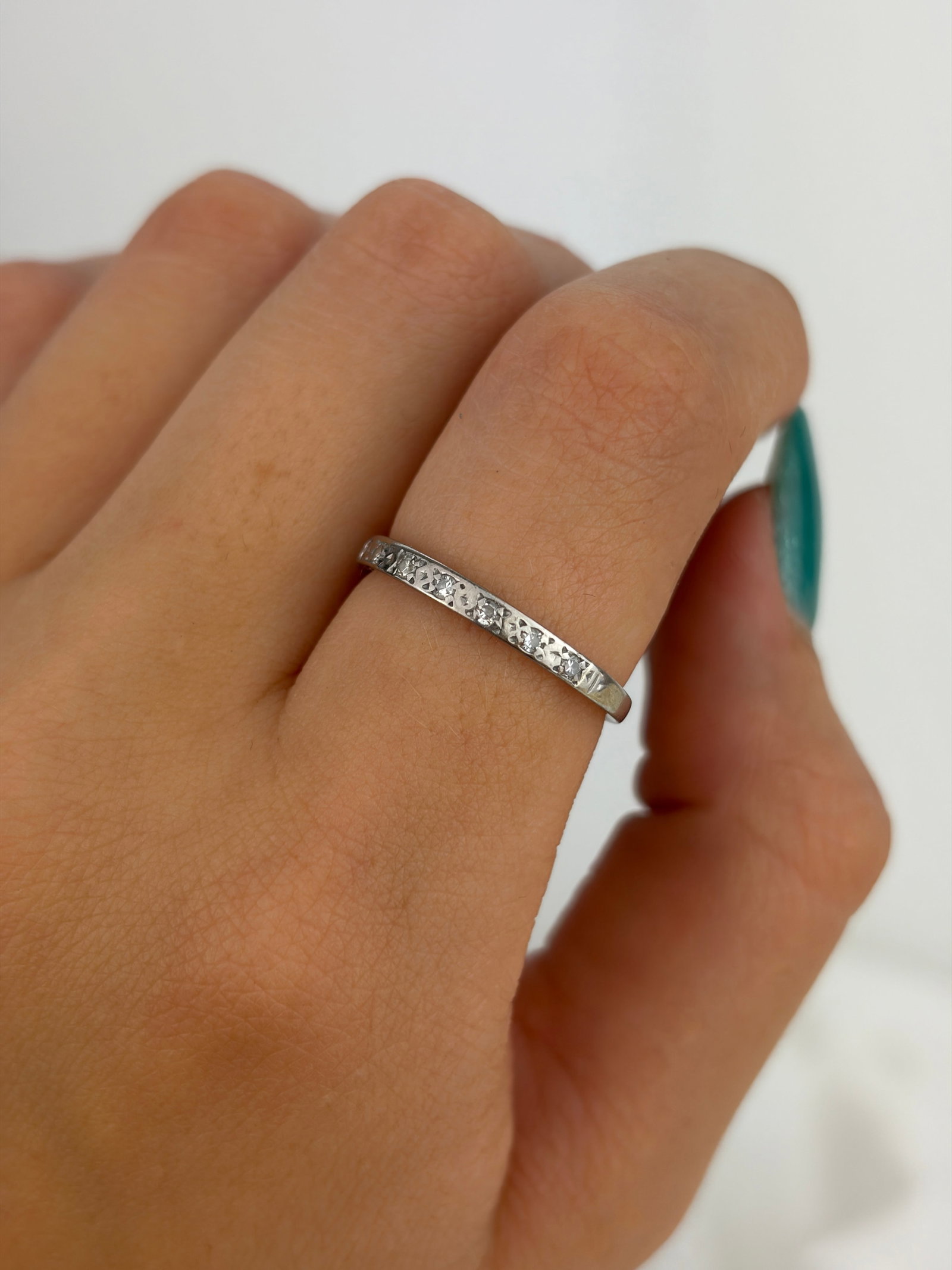 Antique 18ct White Gold Diamond Half Eternity Band Ring - 8
