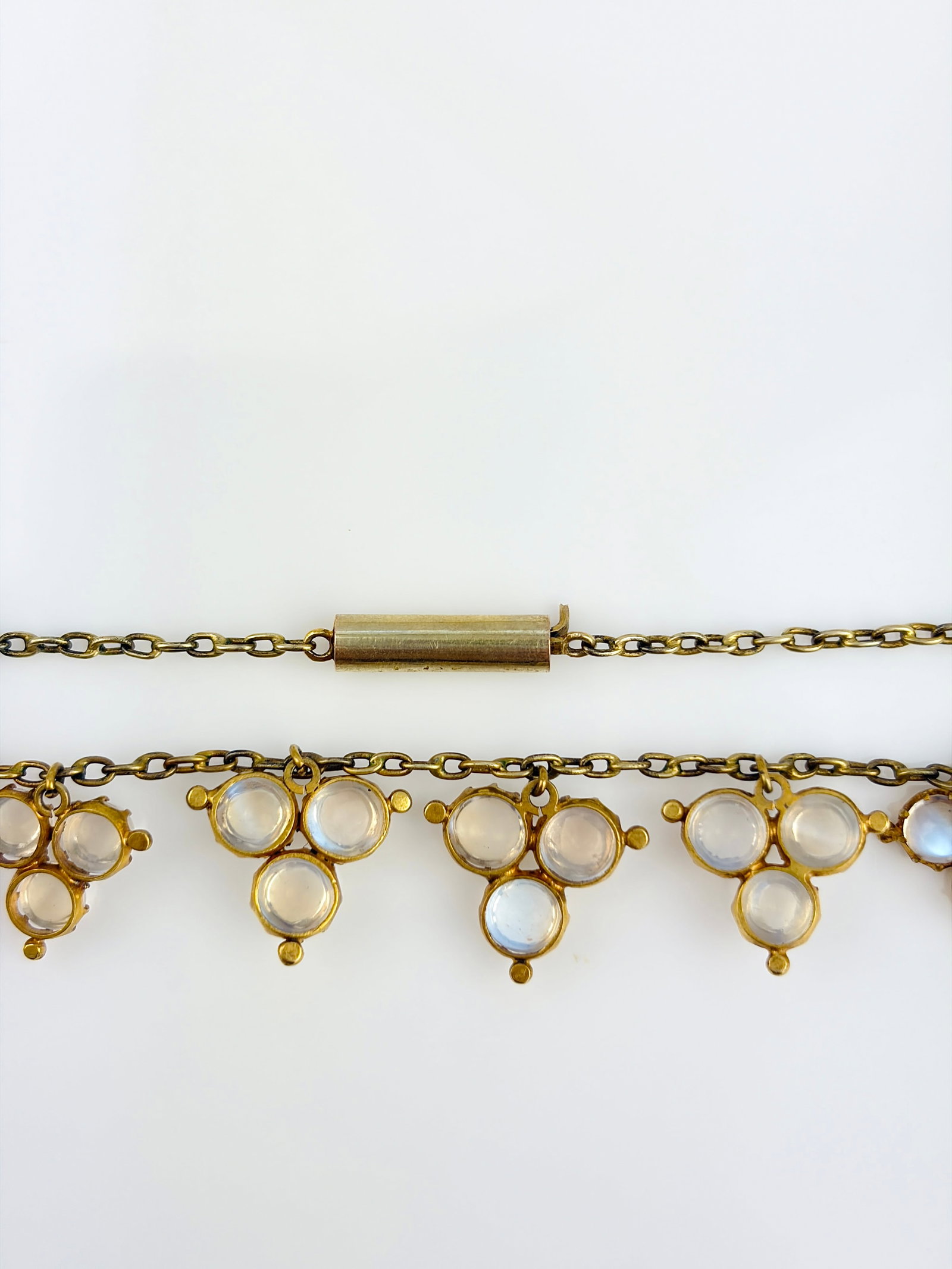 WONDERFUL BOXED ANTIQUE 18CT YELLOW GOLD MOONSTONE CLUSTER FRINGE NECKLACE - 11