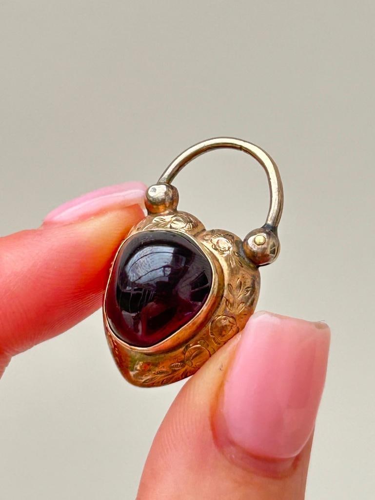 Chunky Antique Cabochon Garnet and Gold Padlock with Locket Back - 7