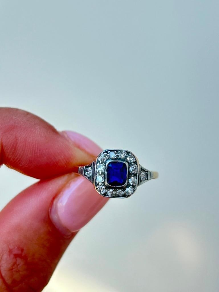 *Edwardian Sapphire and Diamond 18 Carat Gold Cluster Ring - 9