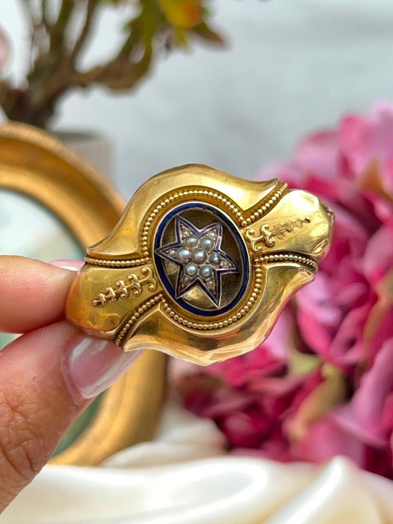 Heavy 15ct yellow gold enamel and pearl star brooch with locket back - 7