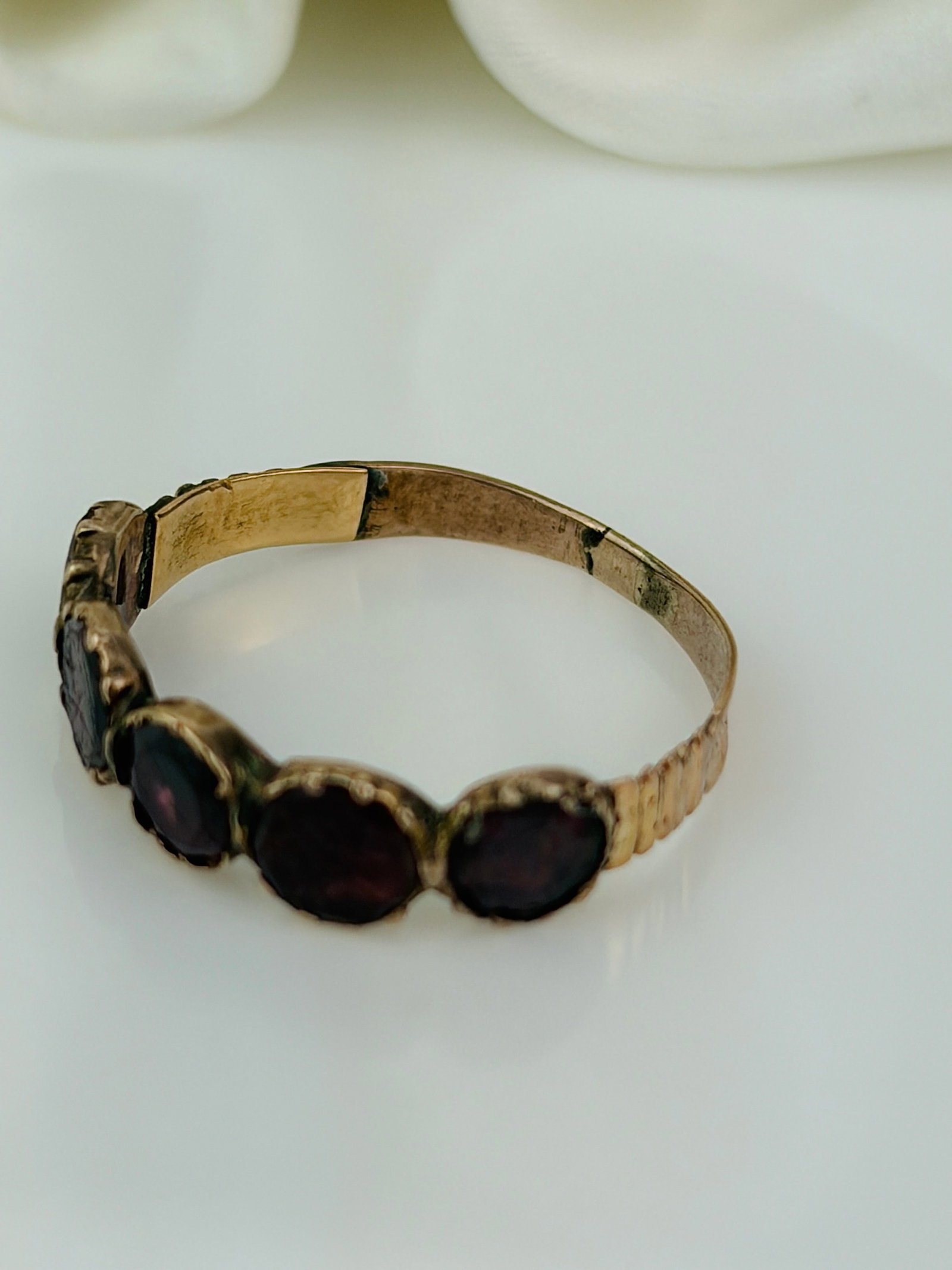 georgian era flat cut garnet half hoop band ring in gold - 4