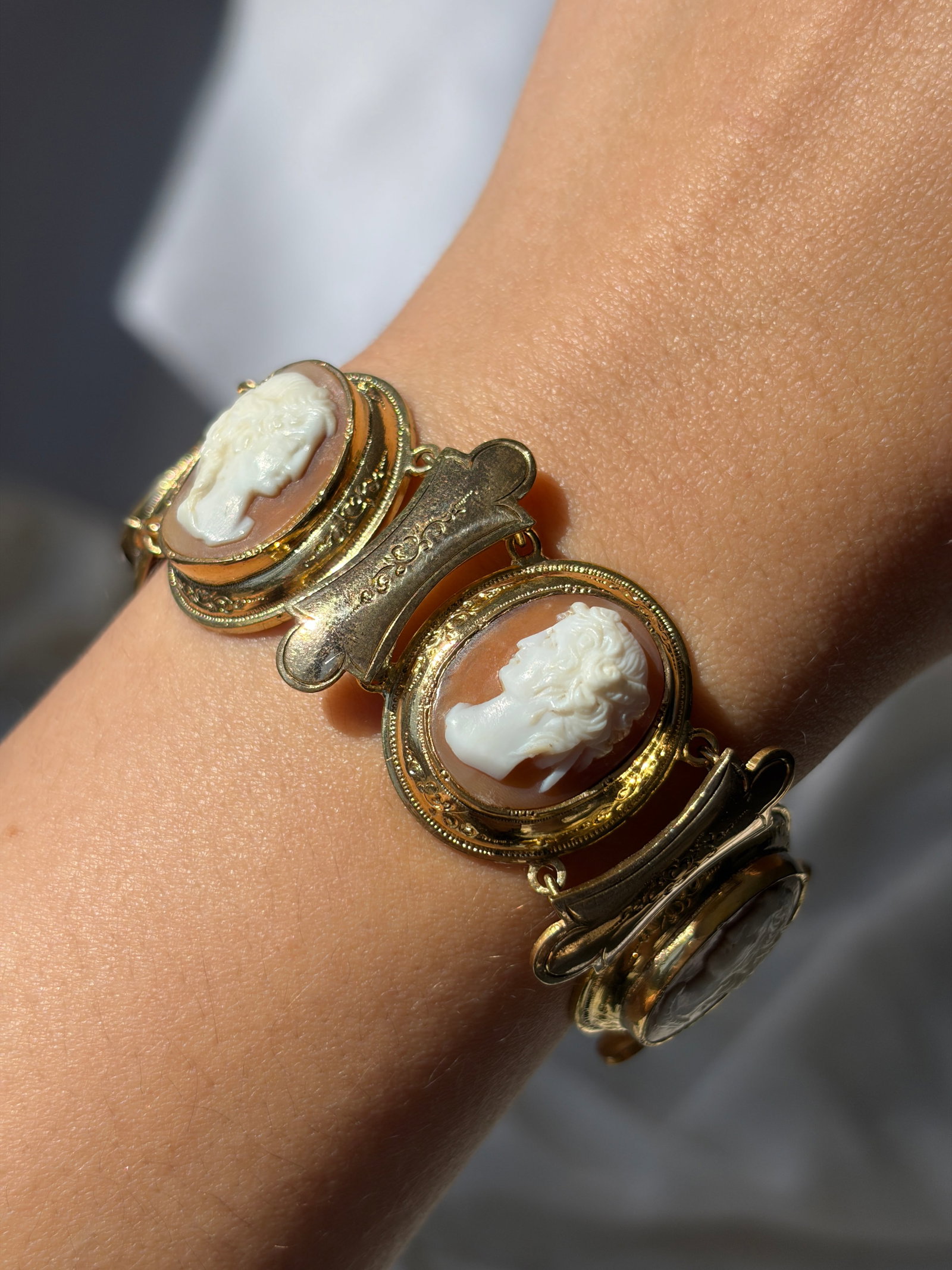 ANTIQUE LARGE GILT METAL CAMEO BRACELET WITH SAFETY CHAIN - 5