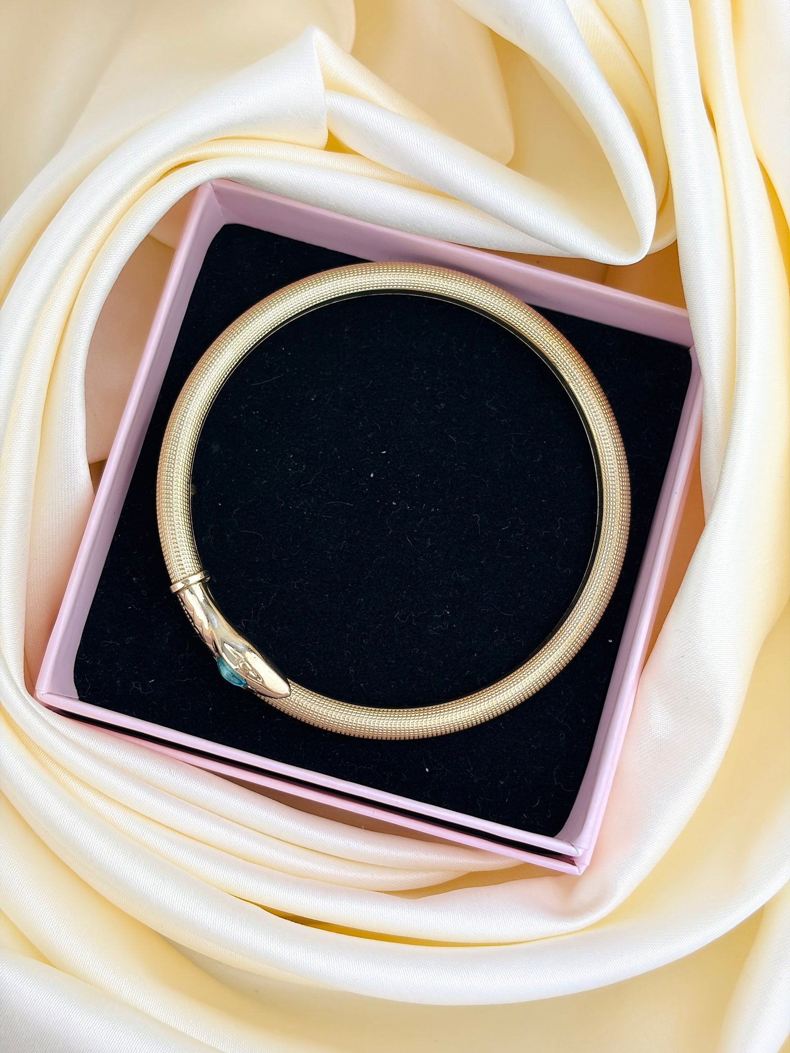 VINTAGE COILED SNAKE BANGLE WITH BLUE FOILED PASTE HEAD IN ROLLED GOLD - 11